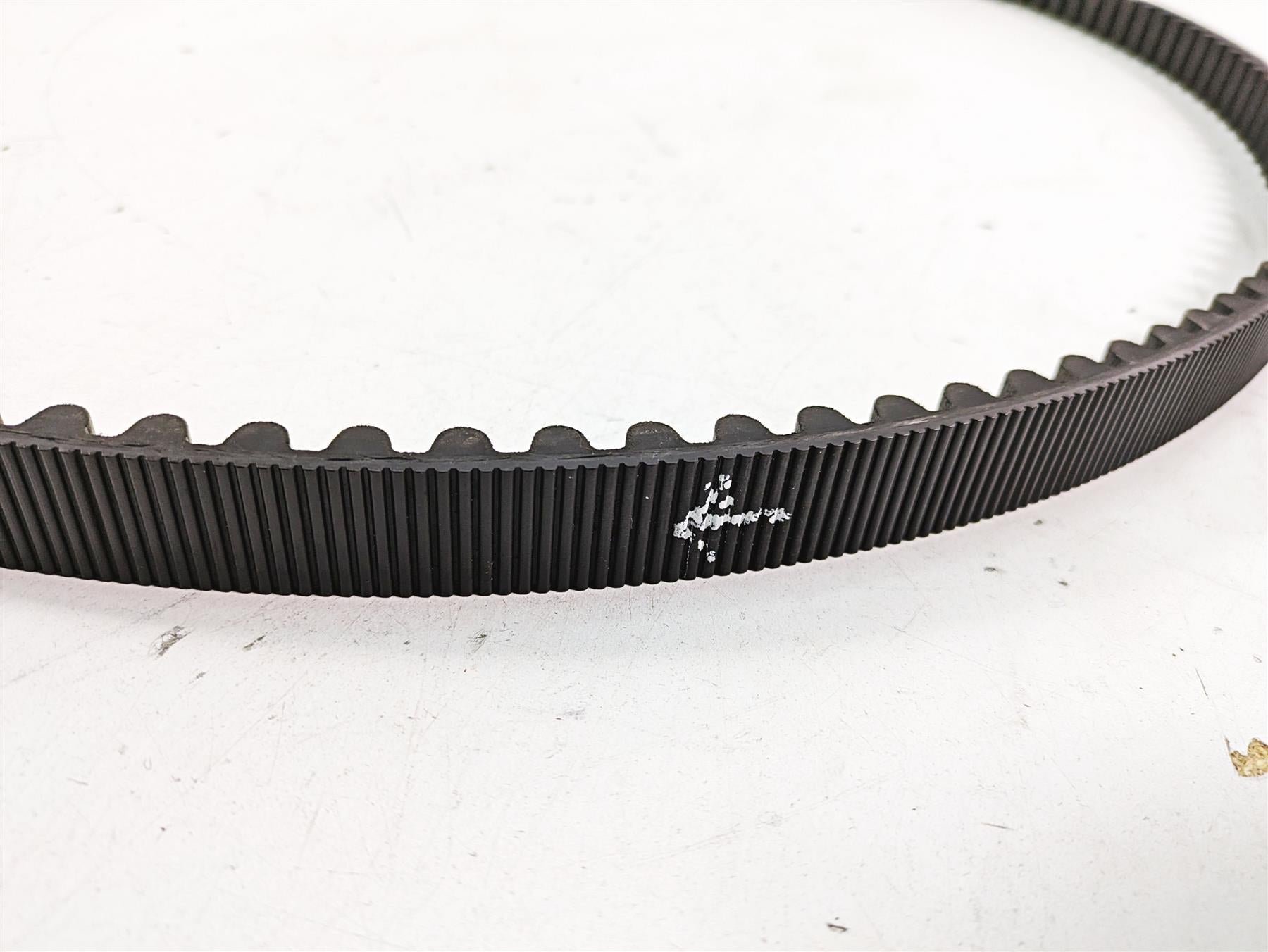 2009 Harley Touring FLHTCU Electra Glide Rear Drive Belt 140T 1" 40024-09A {{ shop.shopifyCountryName }} - Mototech271