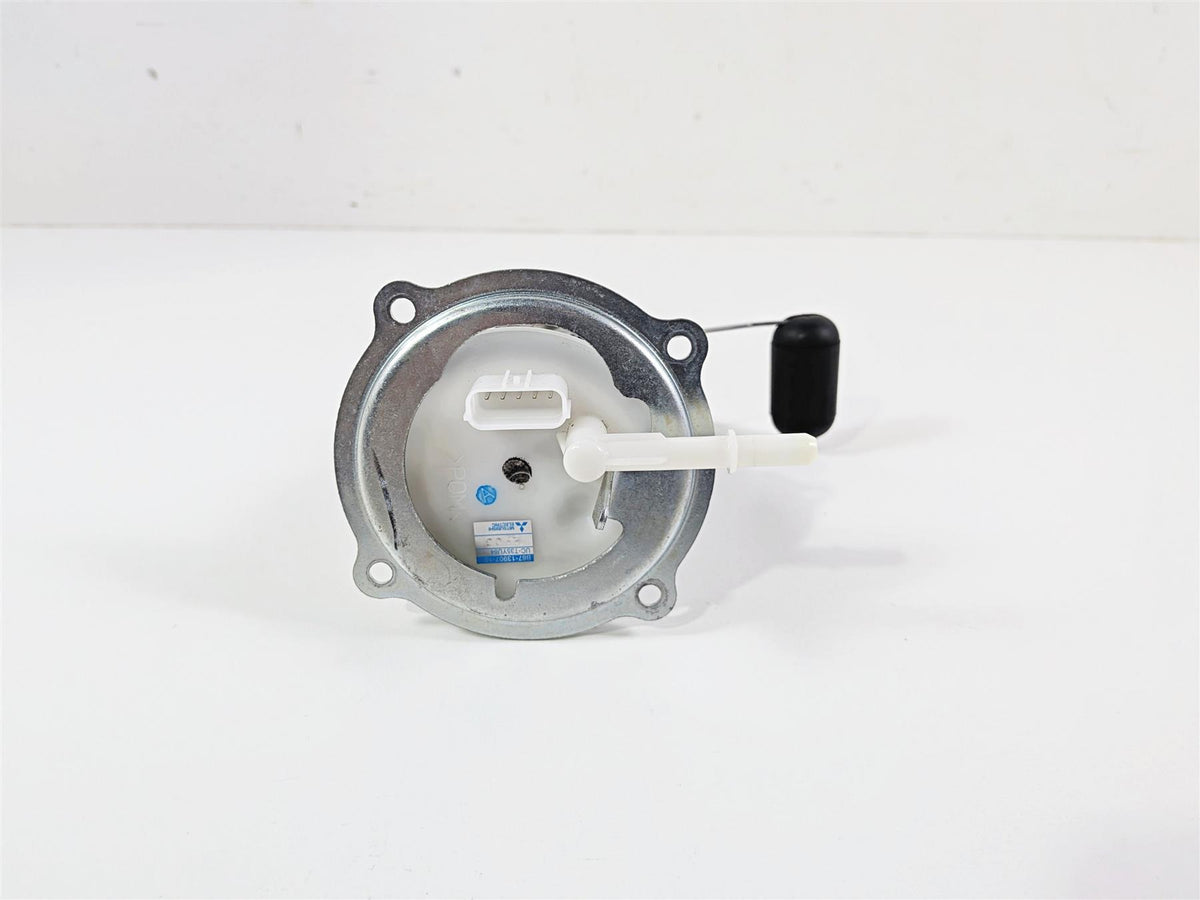 2023 Yamaha MT10 MTN1000 Fuel Gas Petrol Pump B67-13907-10-00 {{ shop.shopifyCountryName }} - Mototech271