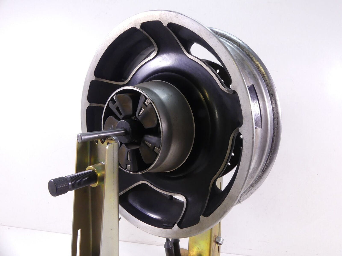 2010 Harley Touring FLHX Street Glide Straight Rear Wheel Rim 16x5 40900194 {{ shop.shopifyCountryName }} - Mototech271