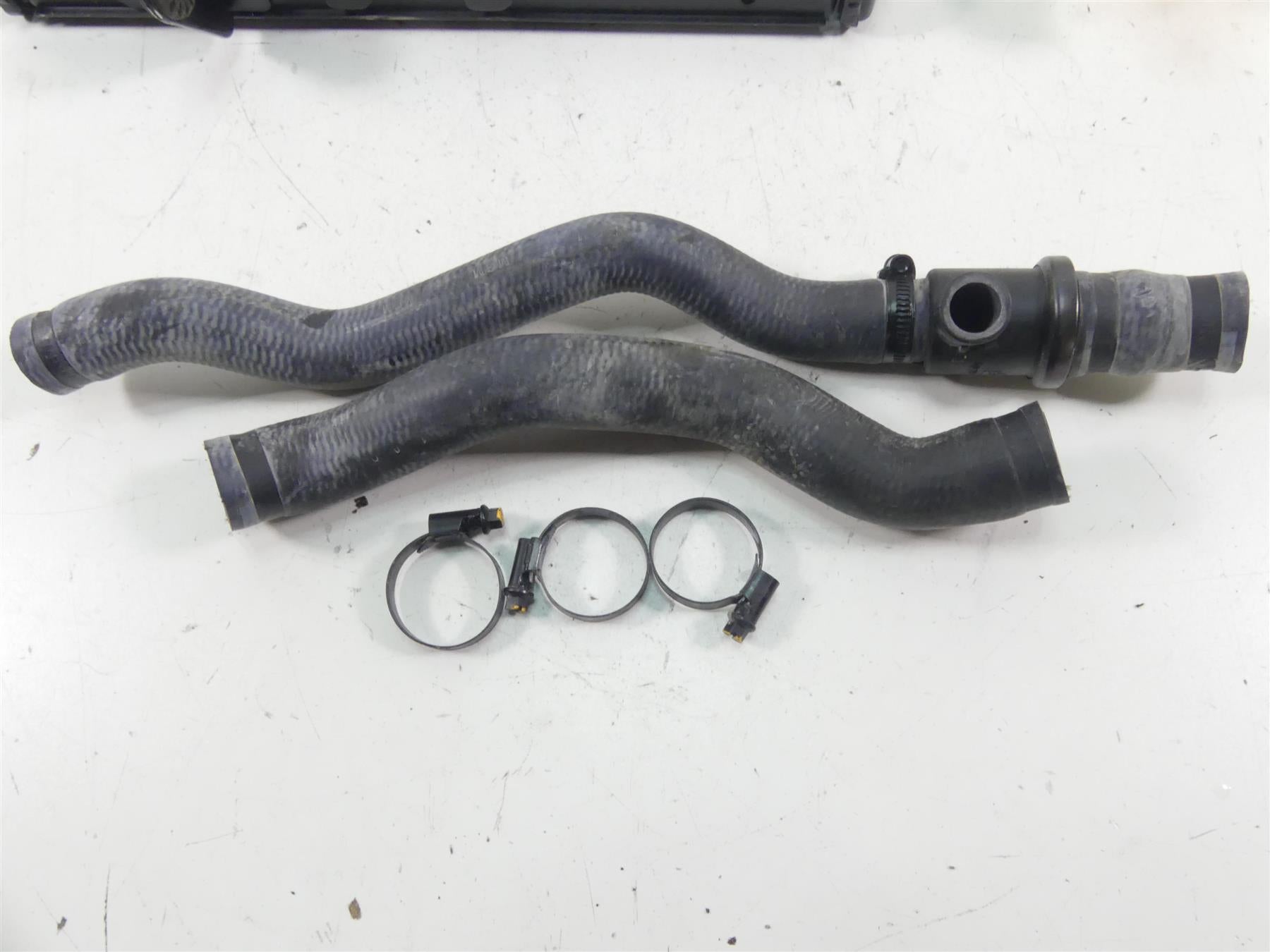 2020 Ducati Multistrada 1260 Enduro Radiator Fan Reservoir Hoses Set 54810562A {{ shop.shopifyCountryName }} - Mototech271