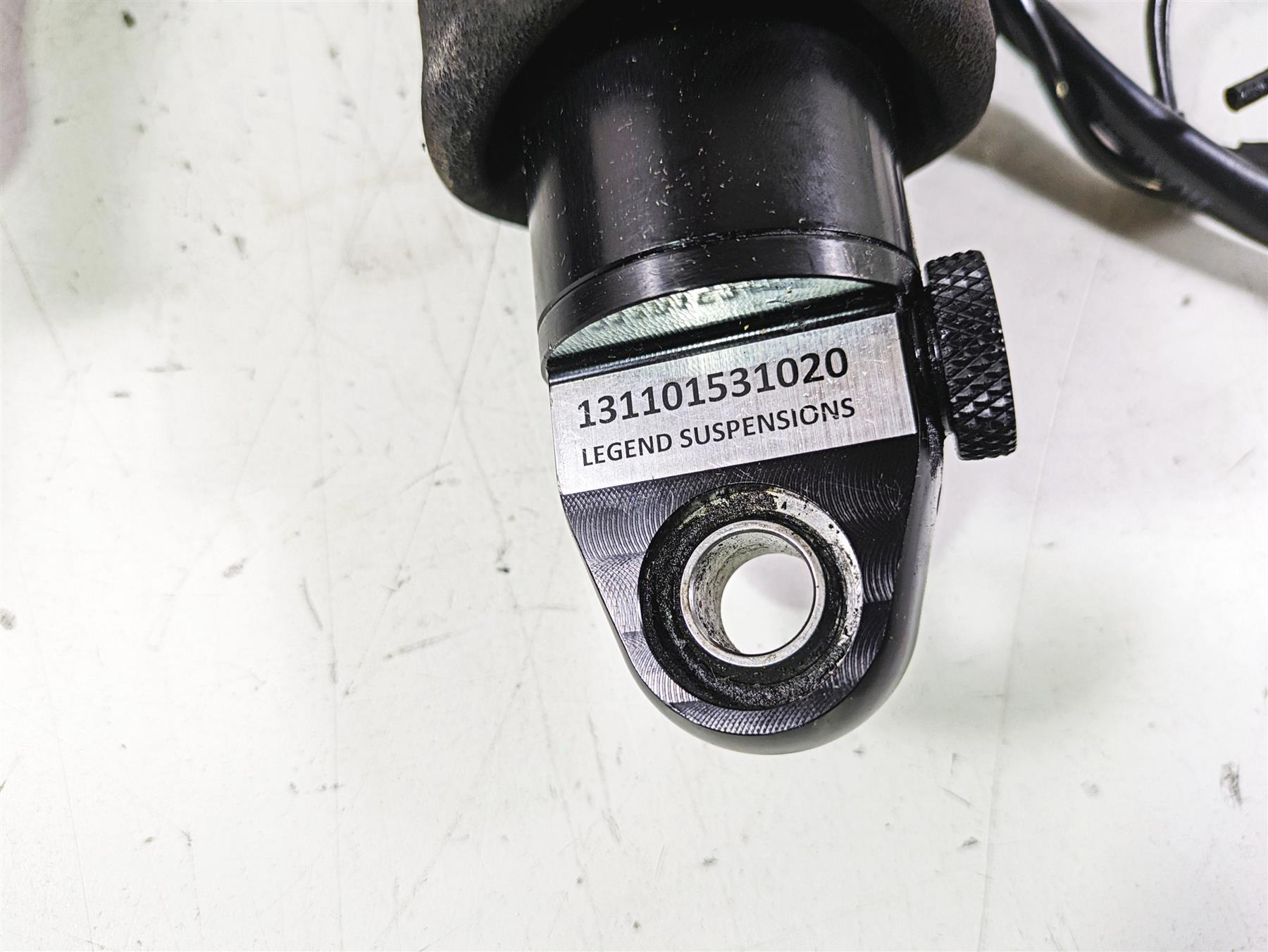 2018 Harley Touring FLHXSE CVO Street Glide Legends Suspensions Air Ride Shocks FOR PARTS 1311-0150 {{ shop.shopifyCountryName }} - Mototech271