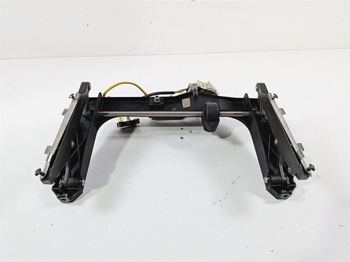 2002 BMW K1200LT 89V3 Windshield Adjuster & Motor Set 46632307916 {{ shop.shopifyCountryName }} - Mototech271