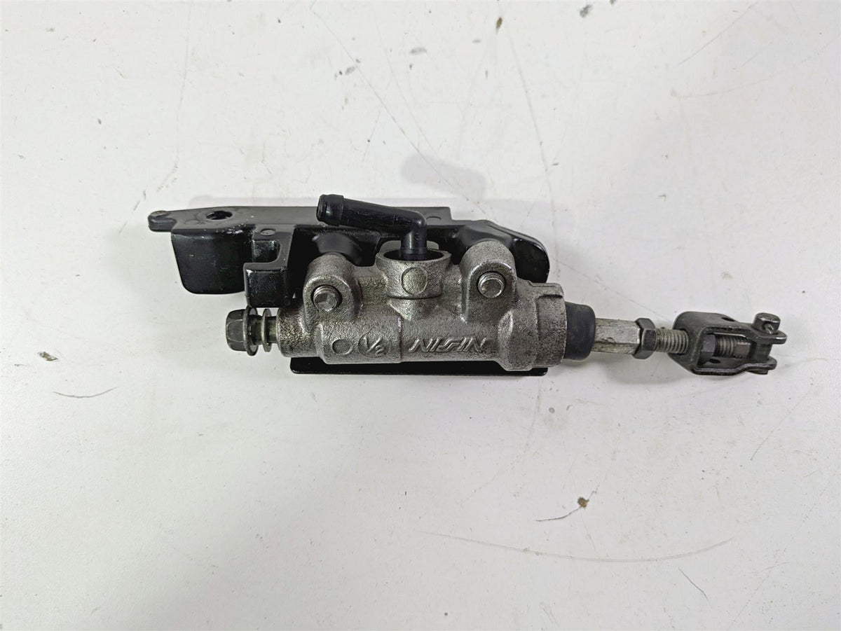 2008 Yamaha XVS1300 V-Star Tourer Rear Brake Master Cylinder 1/2 3D8-2583V-00-00 {{ shop.shopifyCountryName }} - Mototech271
