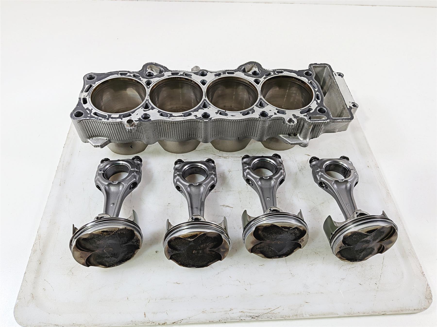 2016 Yamaha YZF R1 RN32 Nice Cylinder Jugs Piston & Rod Set 2CR-11311-00-00 {{ shop.shopifyCountryName }} - Mototech271