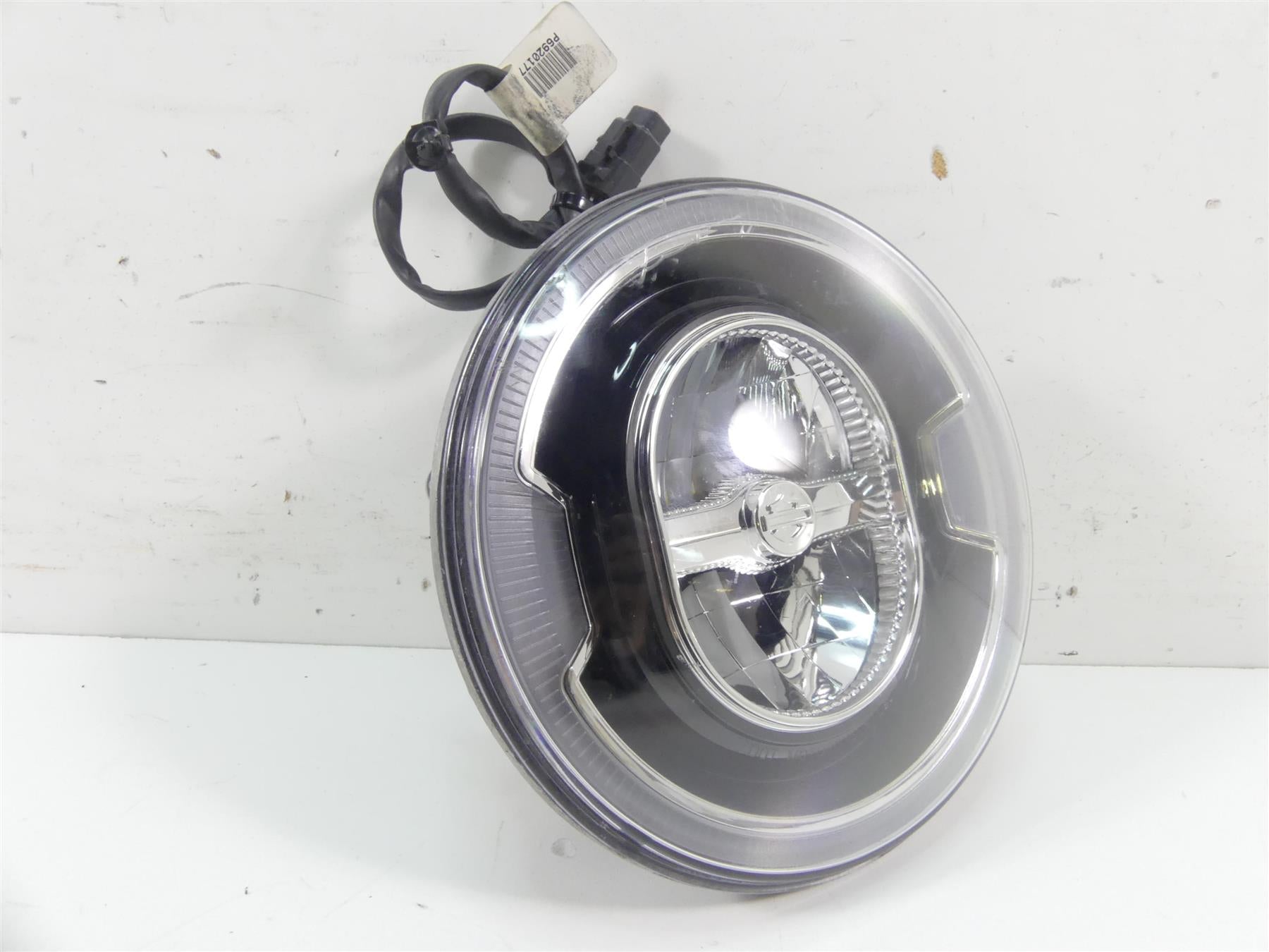 2021 Harley Softail FLSB Sport Glide 7" Daymaker Head Light Headlight 67700339A {{ shop.shopifyCountryName }} - Mototech271