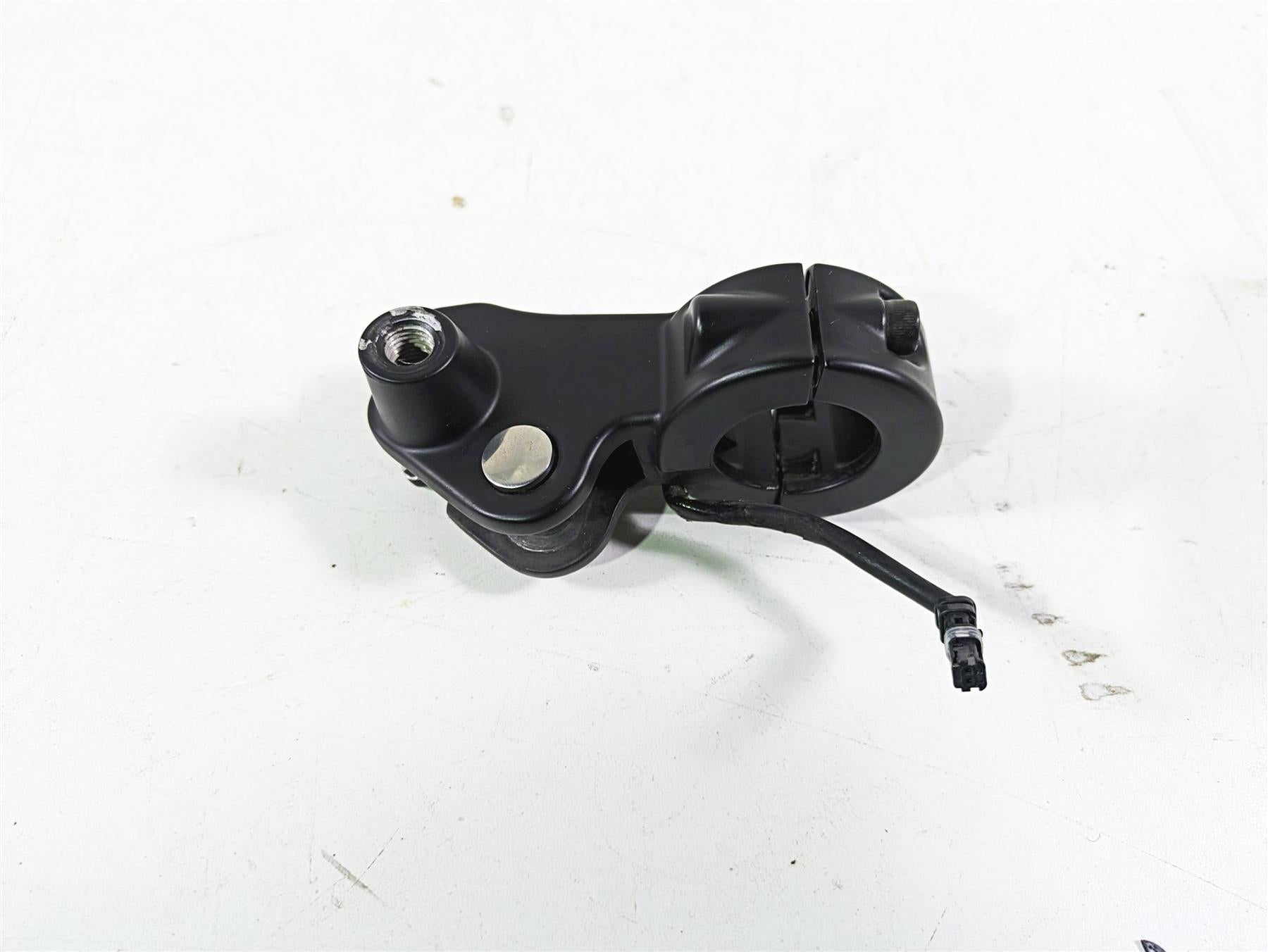 2018 Indian Chieftain Dark Horse Clutch Perch & Safety Switch 1323459 1327351 {{ shop.shopifyCountryName }} - Mototech271
