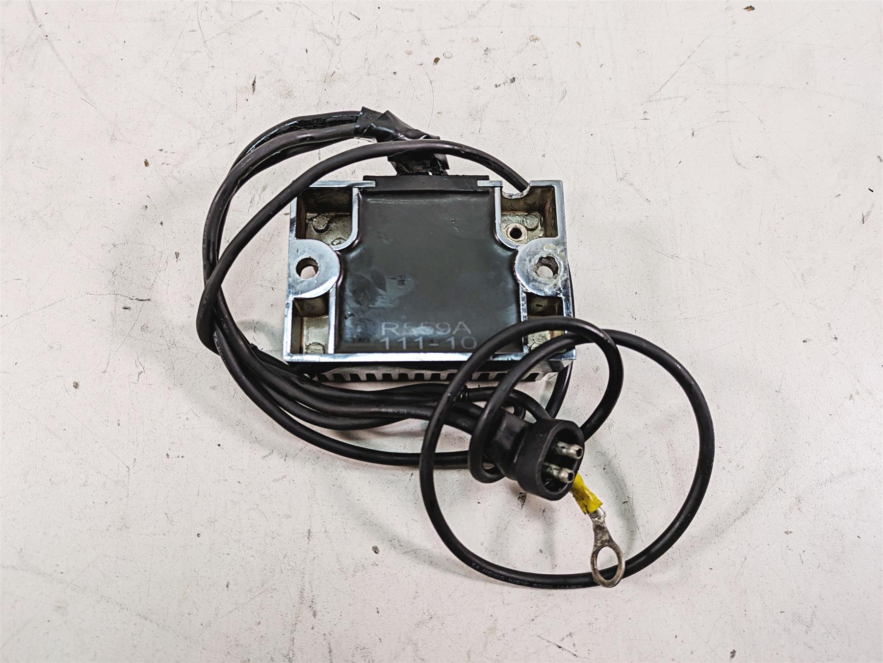 1990 Harley Sportster XLH883 XL883 Chrome Rectifier Voltage Regulator 74523-84A {{ shop.shopifyCountryName }} - Mototech271