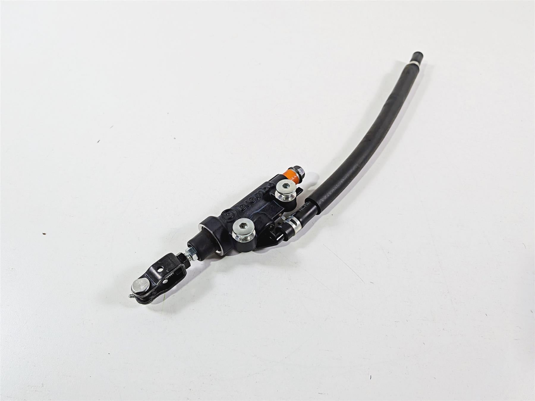 2025 Yamaha YZF R7 Rear 1/2 Brake Master Cylinder Brembo 56P-2583V-01-00 {{ shop.shopifyCountryName }} - Mototech271