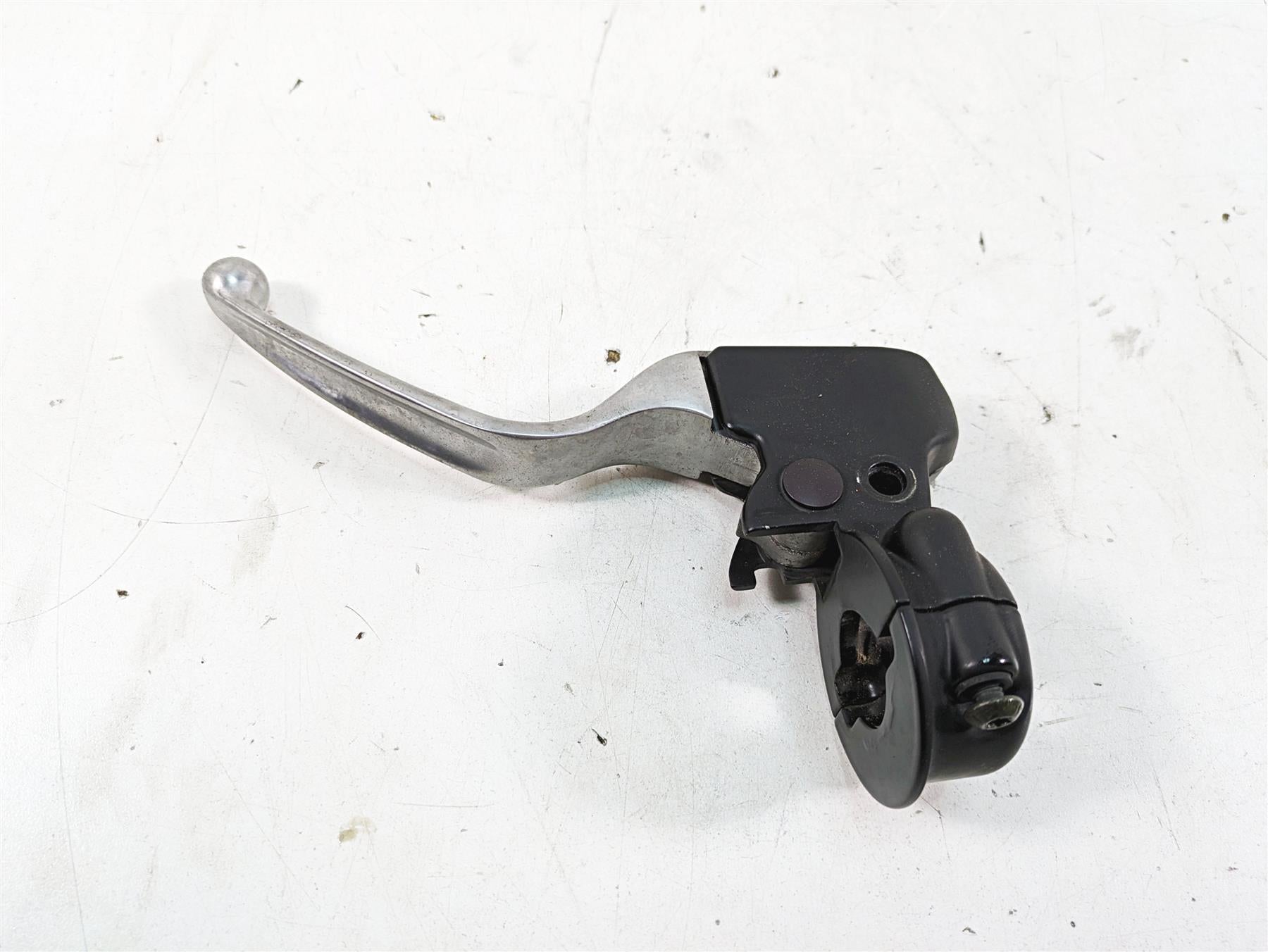 2011 Harley Touring FLHR Road King Clutch Perch & Lever 38700-08A 45080-08A {{ shop.shopifyCountryName }} - Mototech271