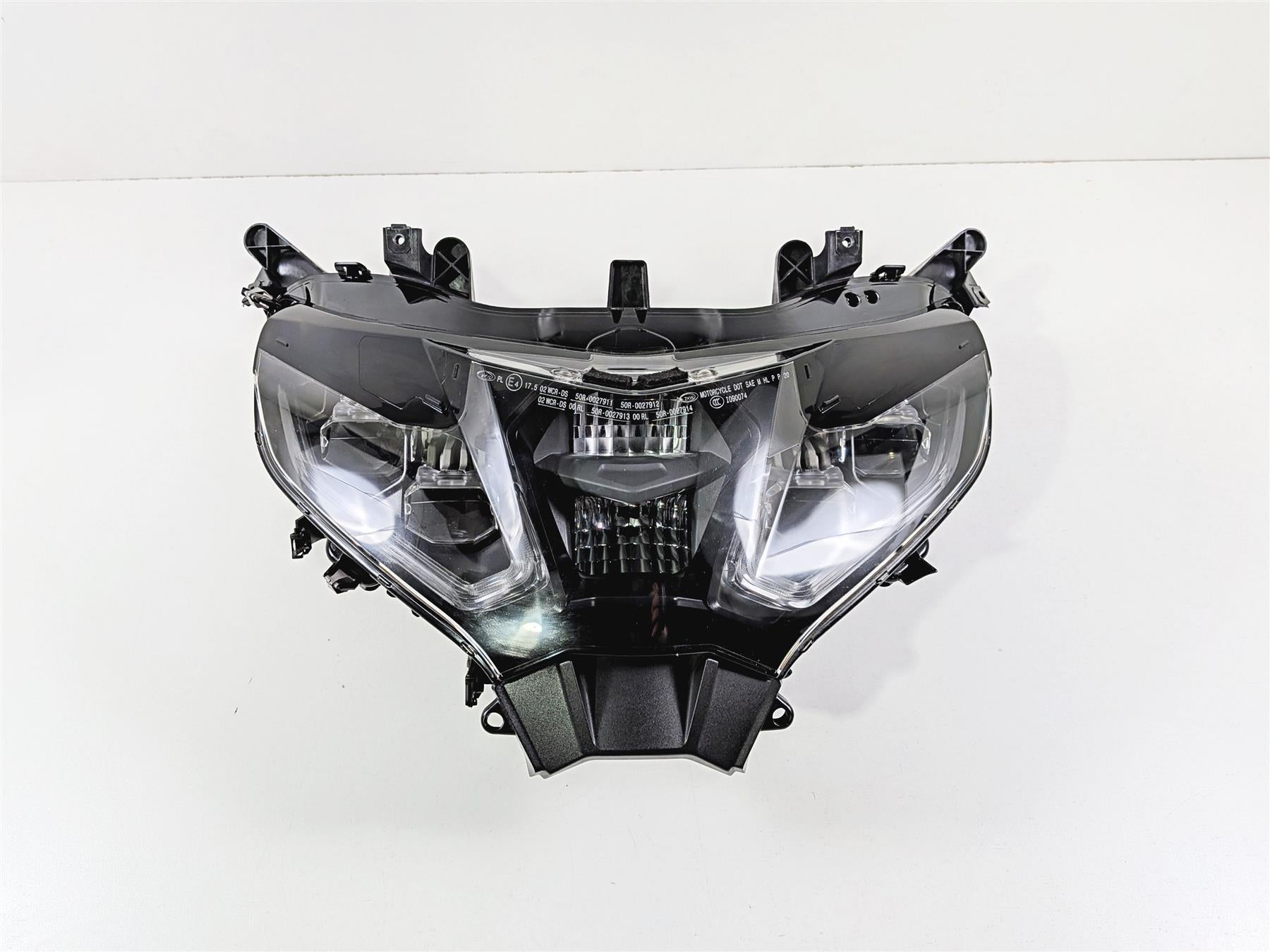 2023 BMW R1250RT RTP K52 Front Led Head Light With Broken Tabs 63128395624 {{ shop.shopifyCountryName }} - Mototech271