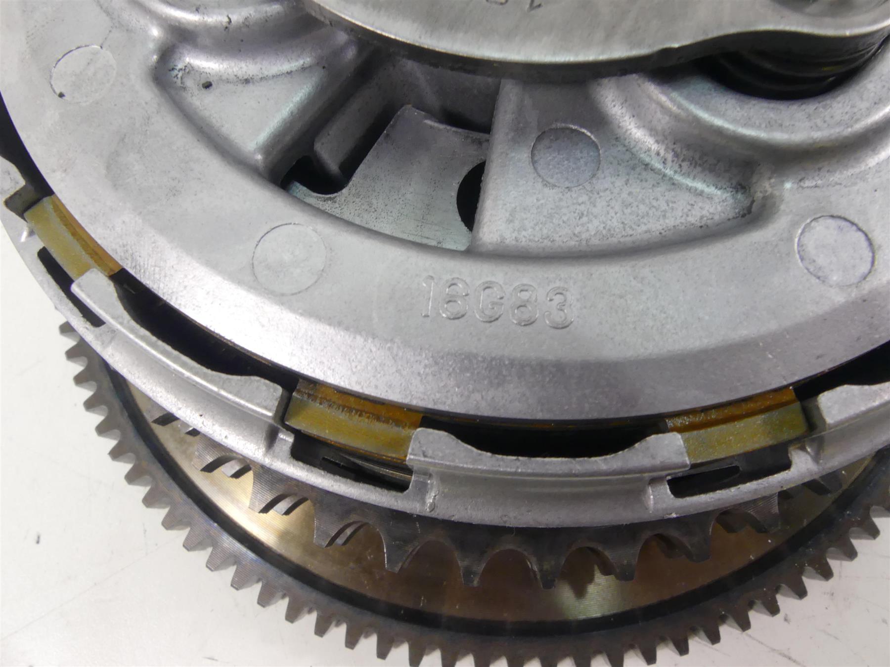 2021 Harley Softail FXBBS Street Bob Complete Primary Drive Clutch Kit 37000263A {{ shop.shopifyCountryName }} - Mototech271
