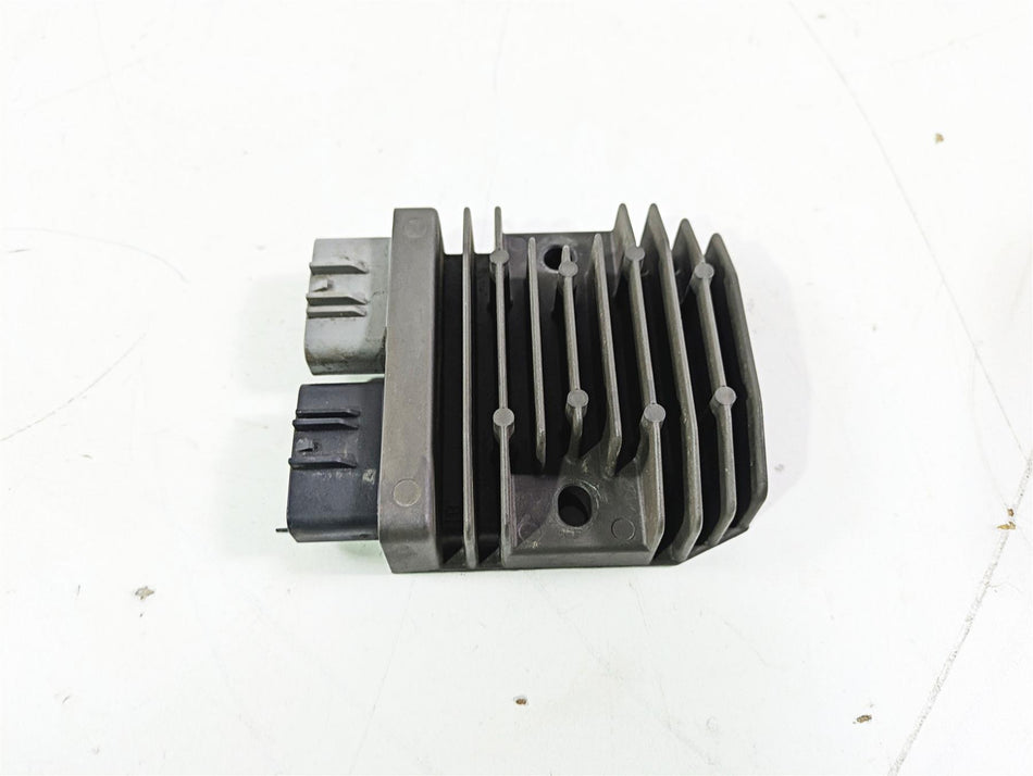 2017 BMW S1000RR K46 Rectifier Voltage Regulator FH020CA 12317718422 {{ shop.shopifyCountryName }} - Mototech271