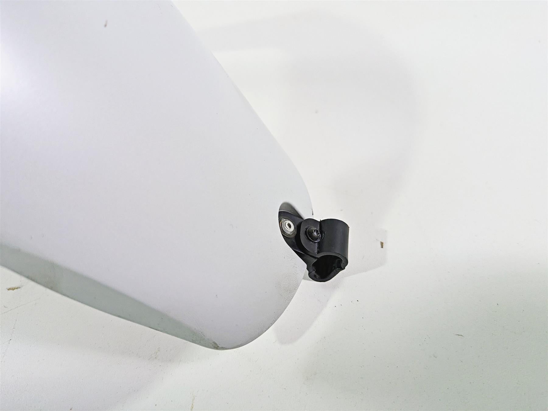 2019 Ducati Supersport 939 S Front Fender in White 564P6482A {{ shop.shopifyCountryName }} - Mototech271