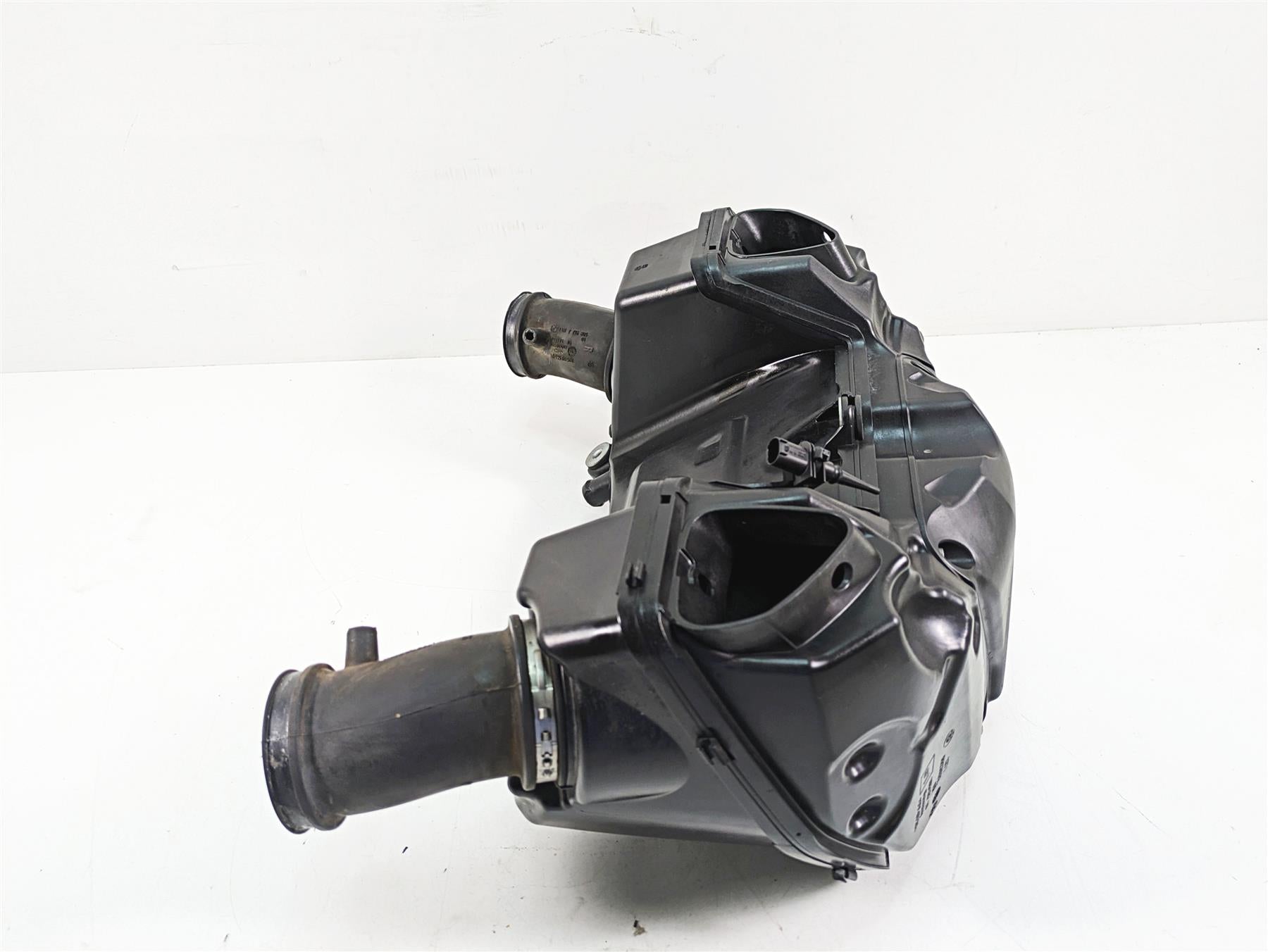 2016 BMW R1200R K53 Air Box Cleaner Filter Breather & Tubes Set 13718523907 {{ shop.shopifyCountryName }} - Mototech271
