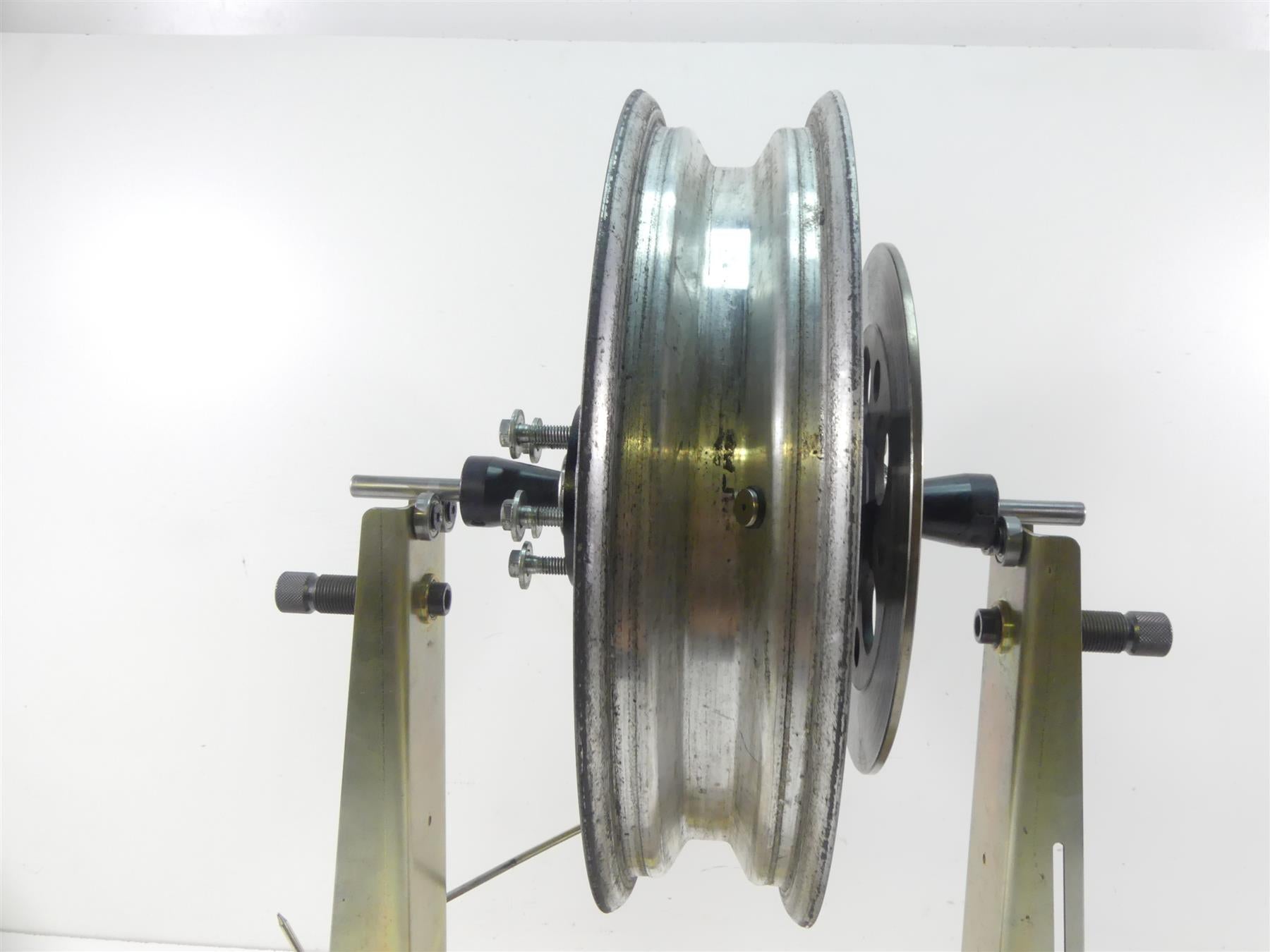 1993 Harley Dyna FXDL Low Rider Rear 9 Spoke Cast Wheel Rim 16x3 41015-86 {{ shop.shopifyCountryName }} - Mototech271