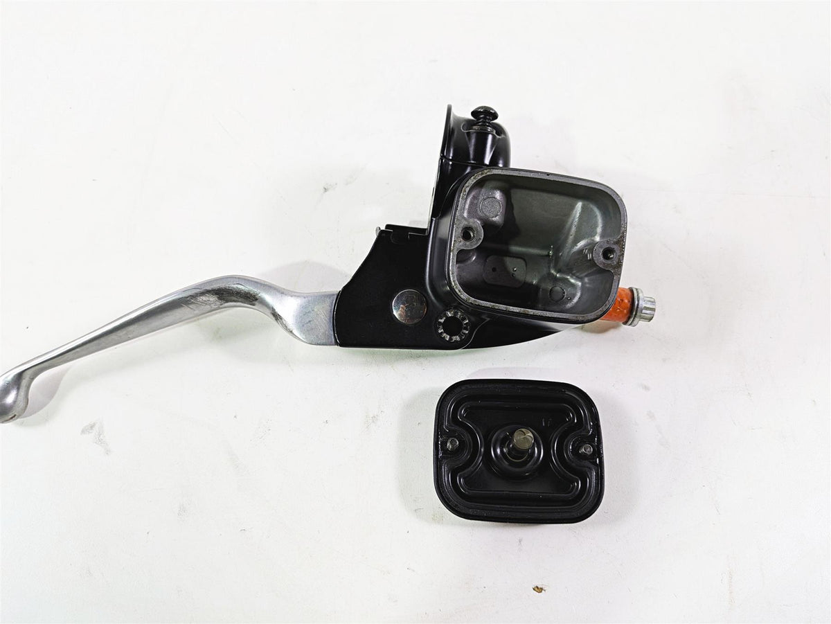 2016 Harley FXDL Dyna Low Rider Front Brake Master Cylinder 11/16" 45170-08F {{ shop.shopifyCountryName }} - Mototech271