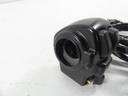 2011 Harley Touring FLTRU Road Glide Left Audio Control Switch - Read 71684-06A {{ shop.shopifyCountryName }} - Mototech271