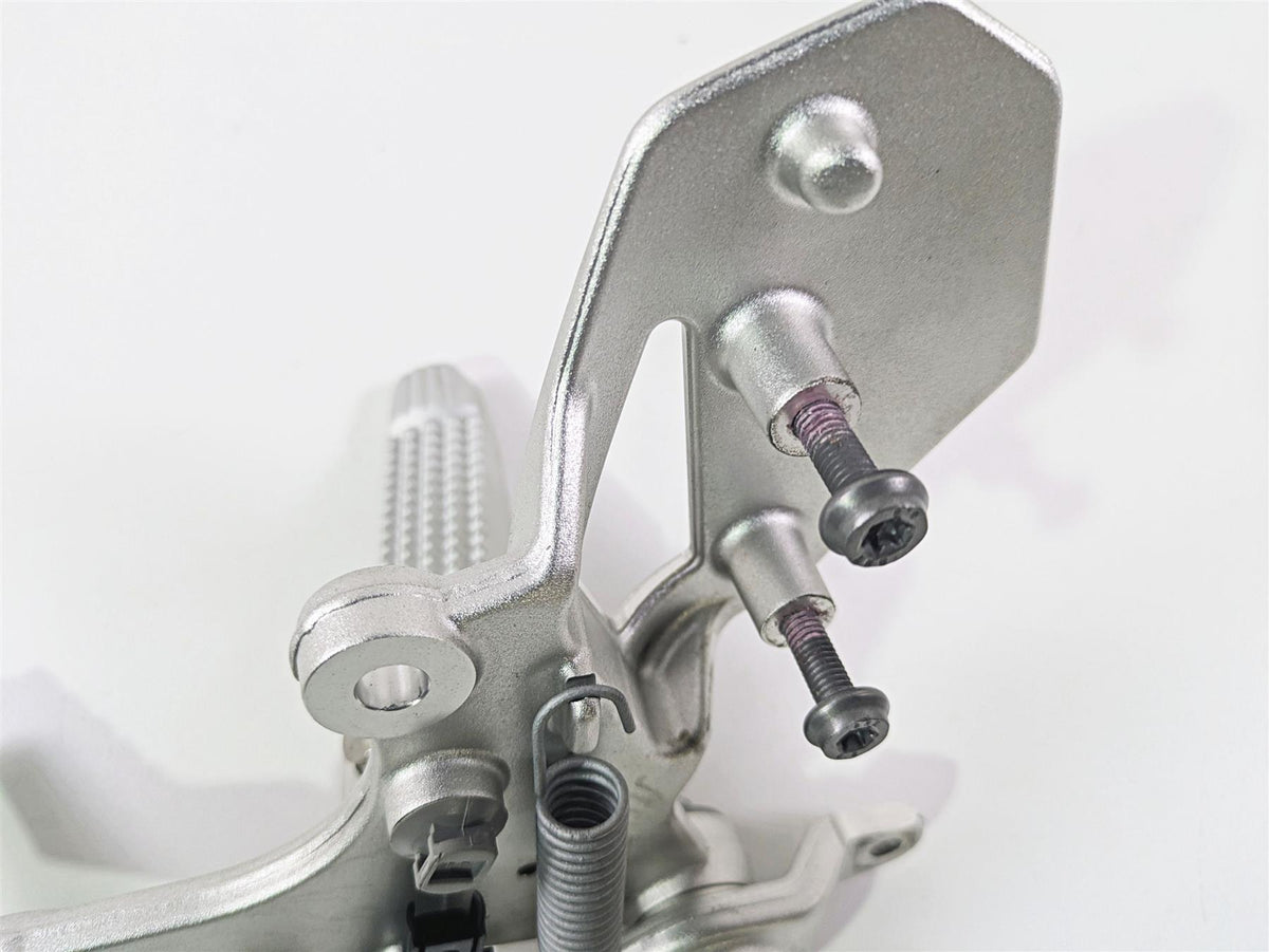 2022 BMW RnineT Pure K22 Right Footpeg & Brake Lever Pedal Set 46719457882 {{ shop.shopifyCountryName }} - Mototech271
