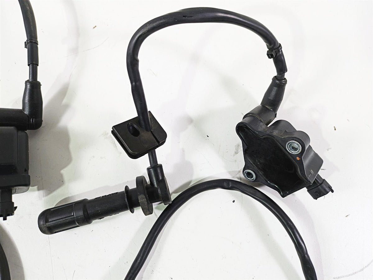 2014 Moto Guzzi California 1400 Touring Ignition Coil Wires Plug Set 641901 {{ shop.shopifyCountryName }} - Mototech271
