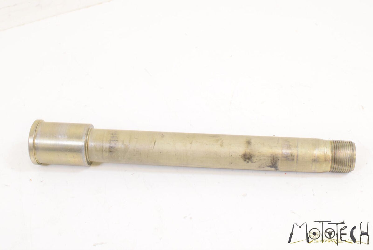 2015 Kawasaki ZX10R ZX1000 Ninja Front Wheel Axle Spindle 41068-0049 {{ shop.shopifyCountryName }} - Mototech271