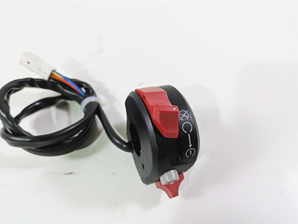 2019 Ducati Supersport 939 S Right Hand Start Stop Control Switch 65010243C {{ shop.shopifyCountryName }} - Mototech271