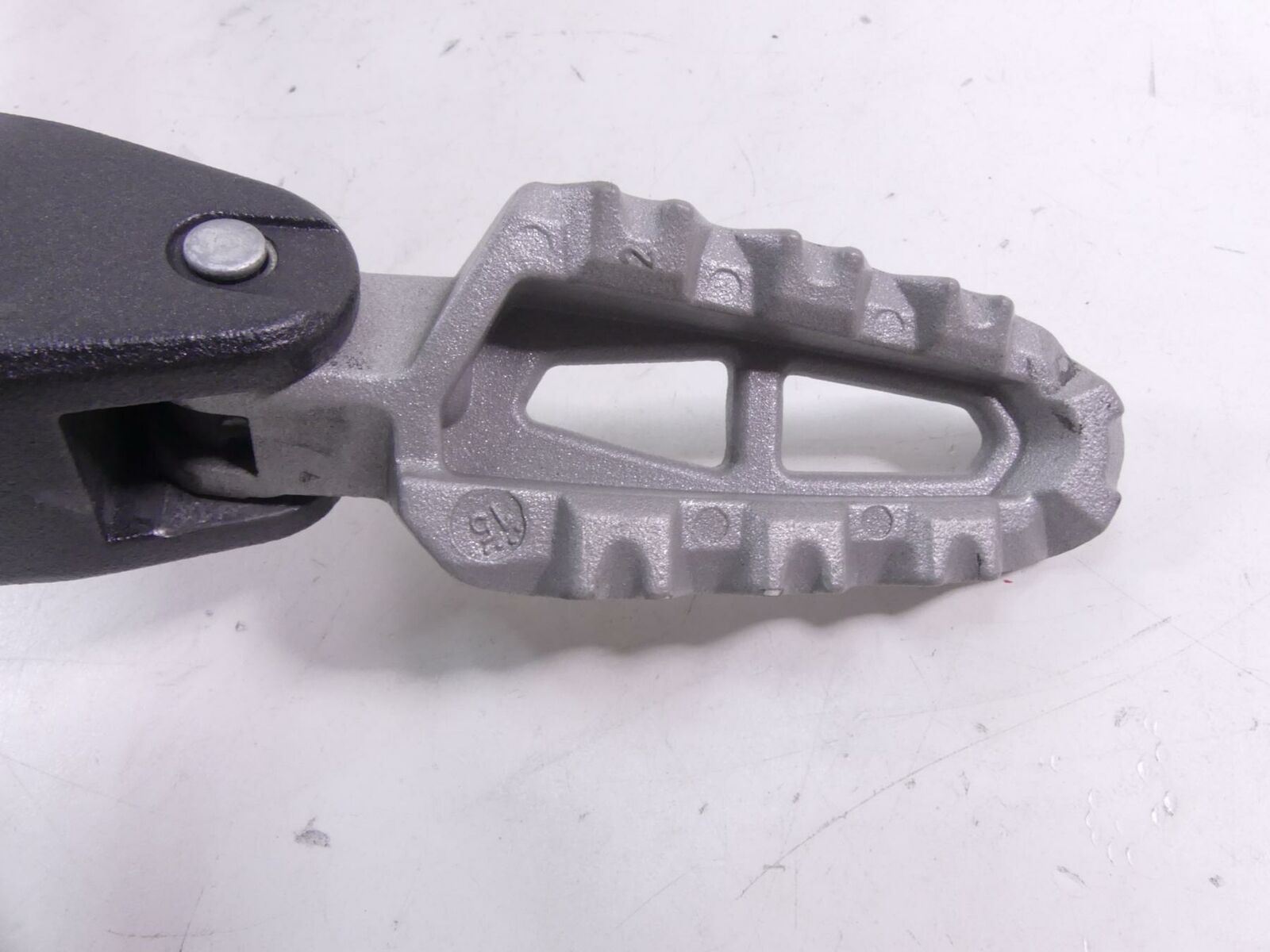 2016 Ducati Hypermotard 939SP Right Foot Peg Bracket + Brake Pedal 82412101CA {{ shop.shopifyCountryName }} - Mototech271