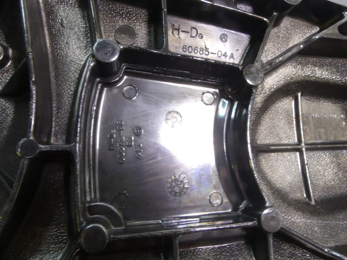 2006 Harley Touring FLHCU SE CVO Outer Primary Drive Clutch Cover 60685-04A {{ shop.shopifyCountryName }} - Mototech271