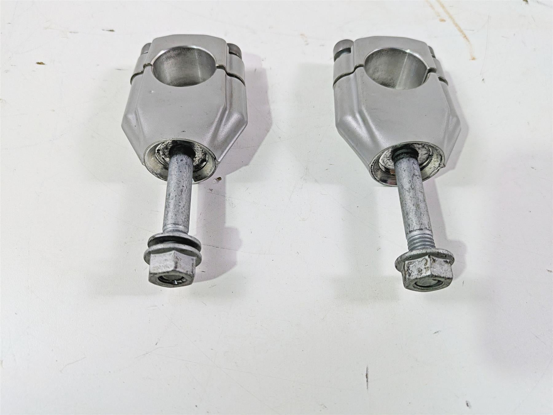 2017 BMW F800GS Adv K75 Handlebar Riser Holder Clamp Set 31427715491 {{ shop.shopifyCountryName }} - Mototech271