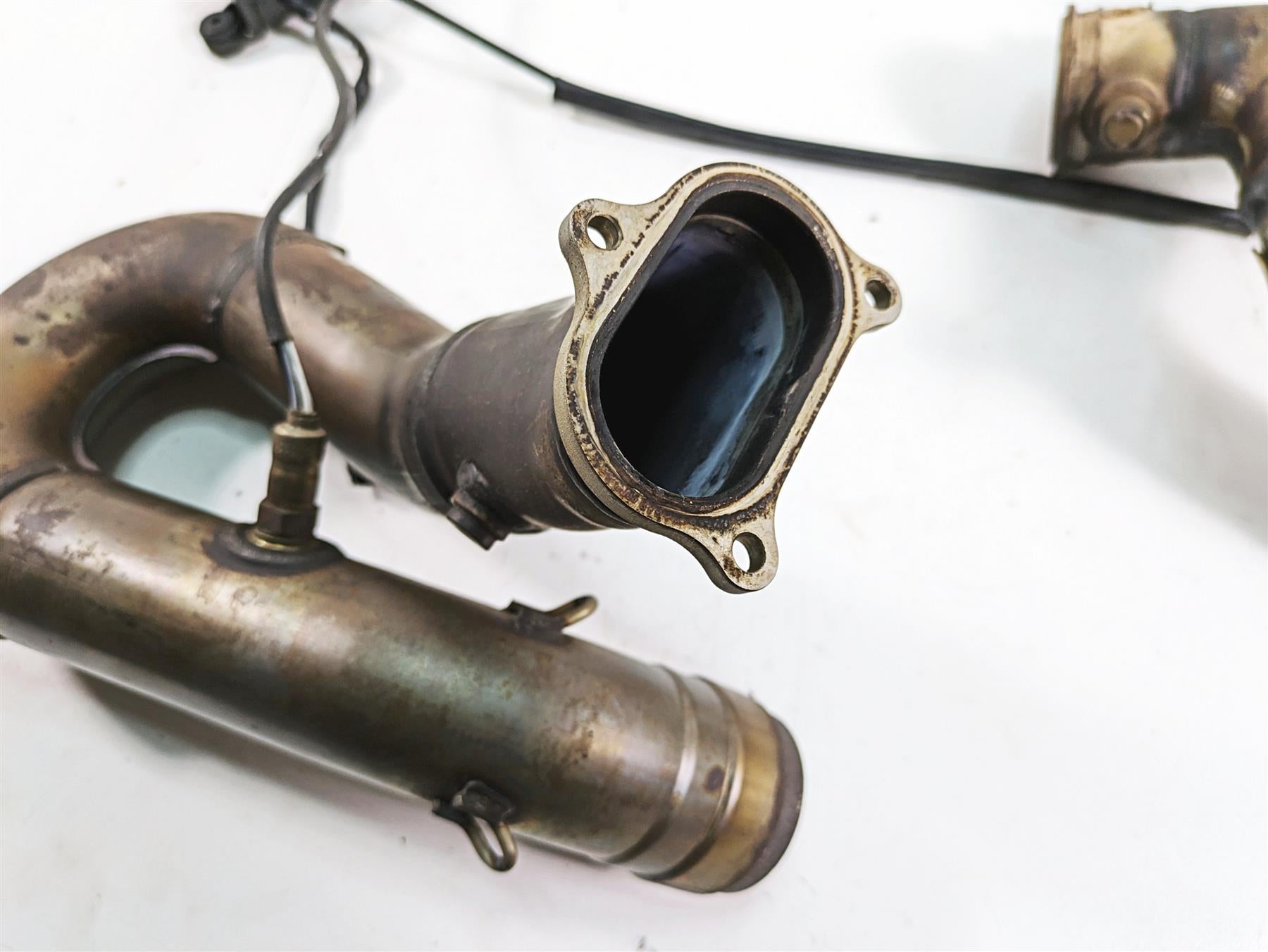 2016 Ducati Panigale 1299 S Exhaust Header Parts & Servo Set 57114422B 59340393A {{ shop.shopifyCountryName }} - Mototech271