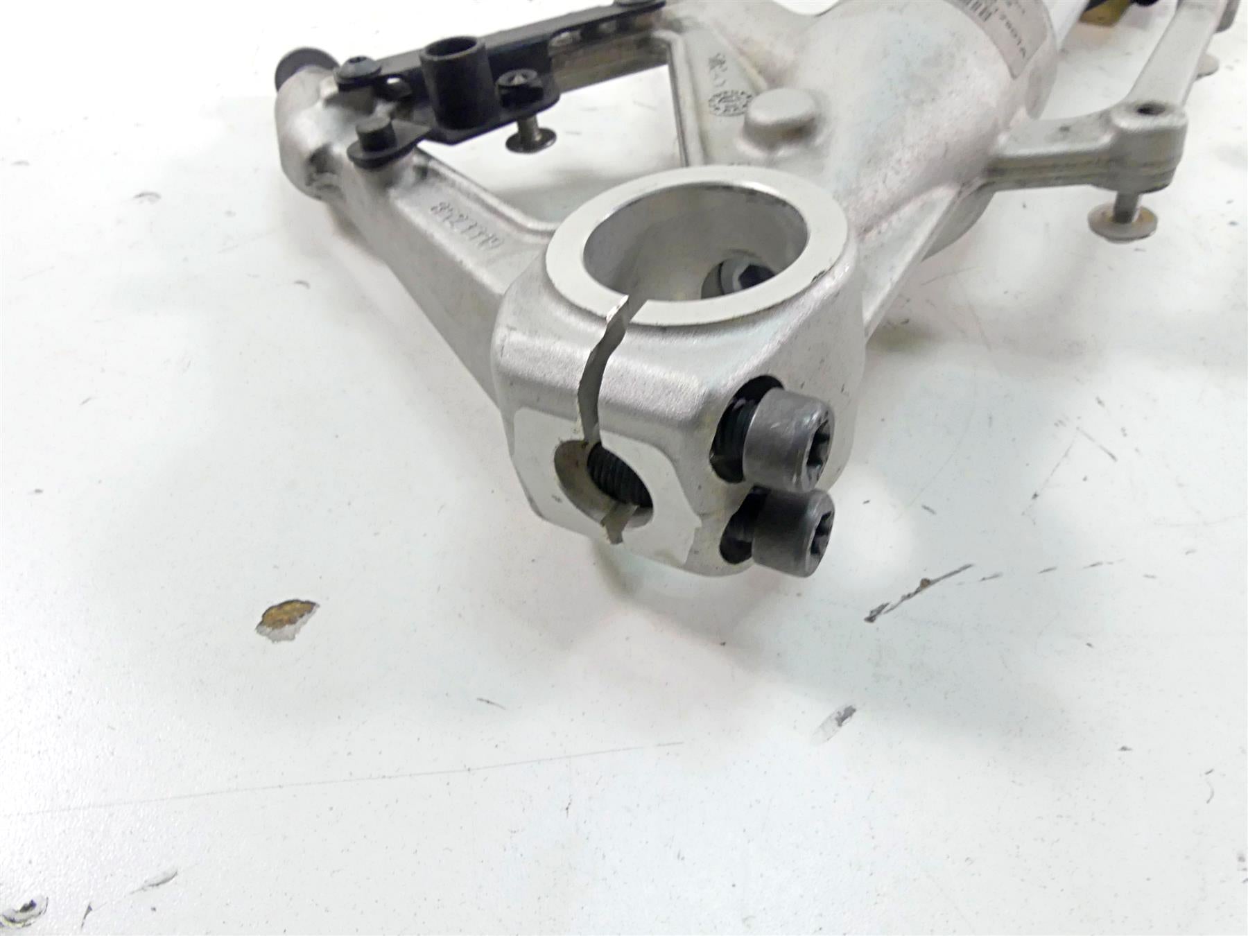 2018 BMW S1000RR K46 Straight Left DDC ESA Front Fork -No Leaks 31428548865 {{ shop.shopifyCountryName }} - Mototech271