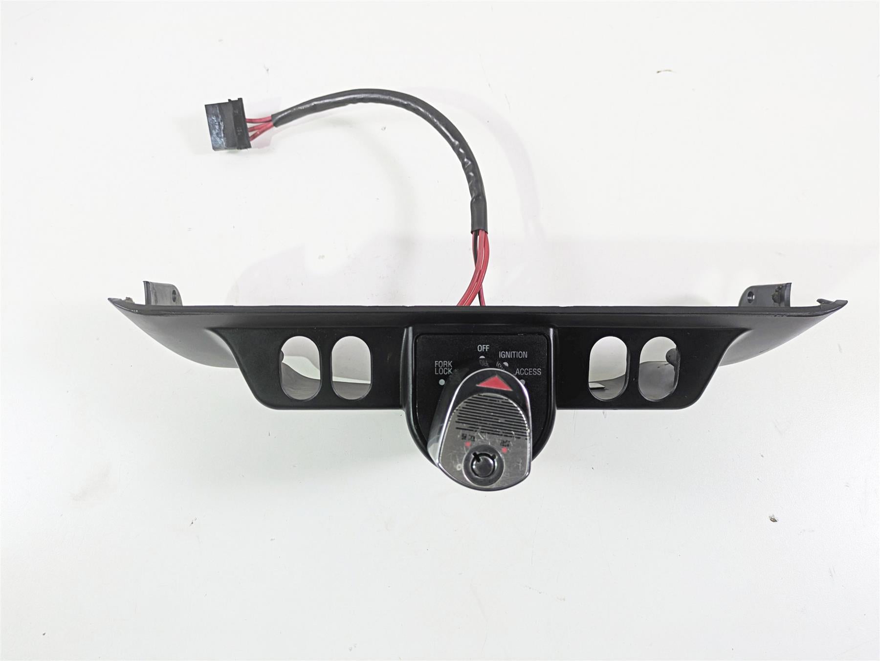 1999 Harley Touring FLHTCUI E-Glide Ignition Switch & Knob VIN 71526-93B {{ shop.shopifyCountryName }} - Mototech271