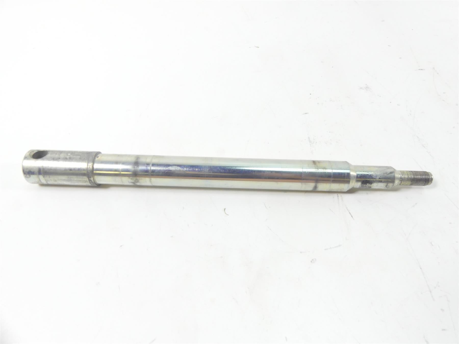 2007 Harley Touring FLHR SE CVO Road King Front Axle Wheel Spindle 43364-00 {{ shop.shopifyCountryName }} - Mototech271
