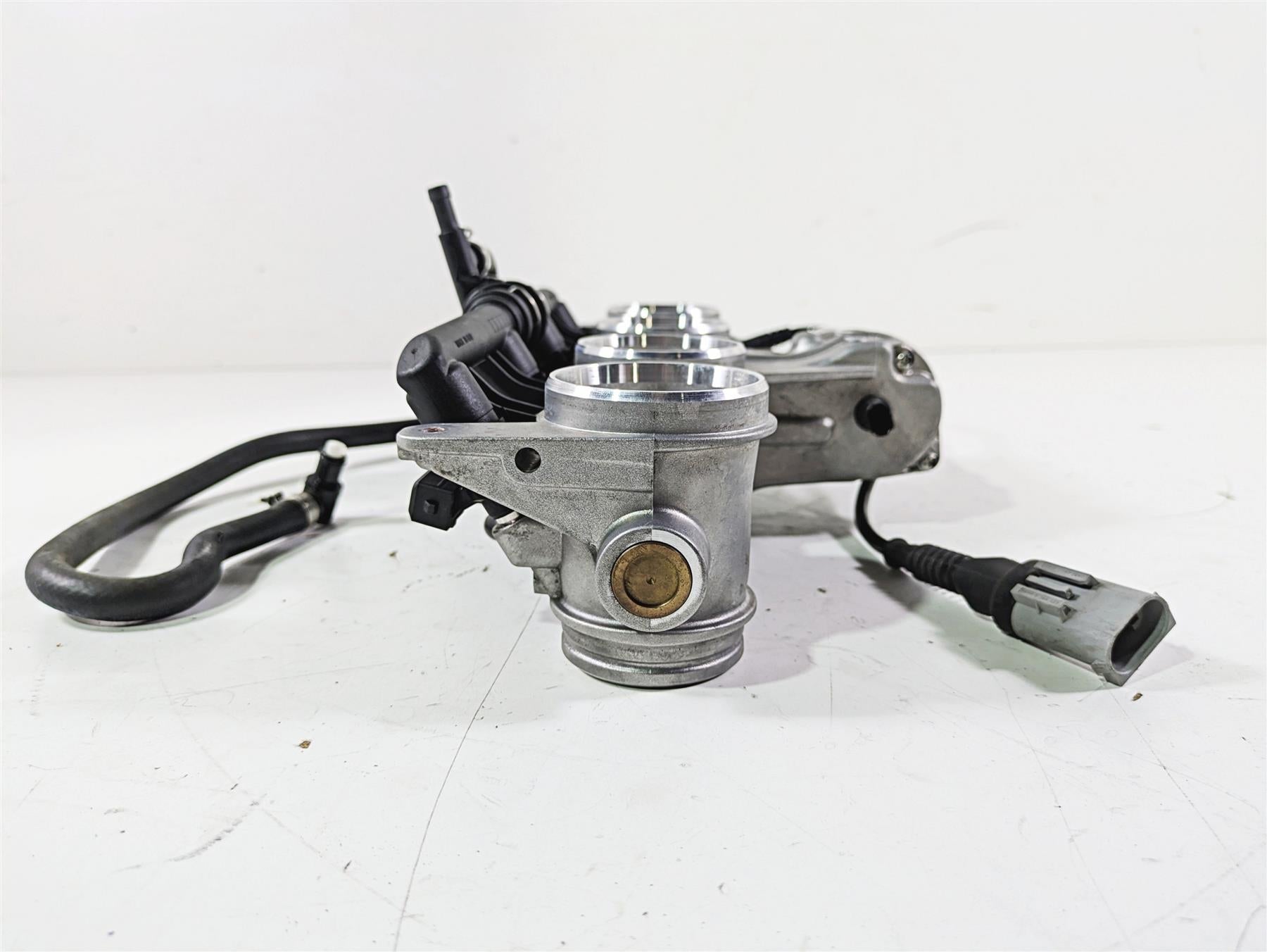2019 BMW S1000XR K49 Throttle Body Fuel Injection Delorto 13548545069 {{ shop.shopifyCountryName }} - Mototech271