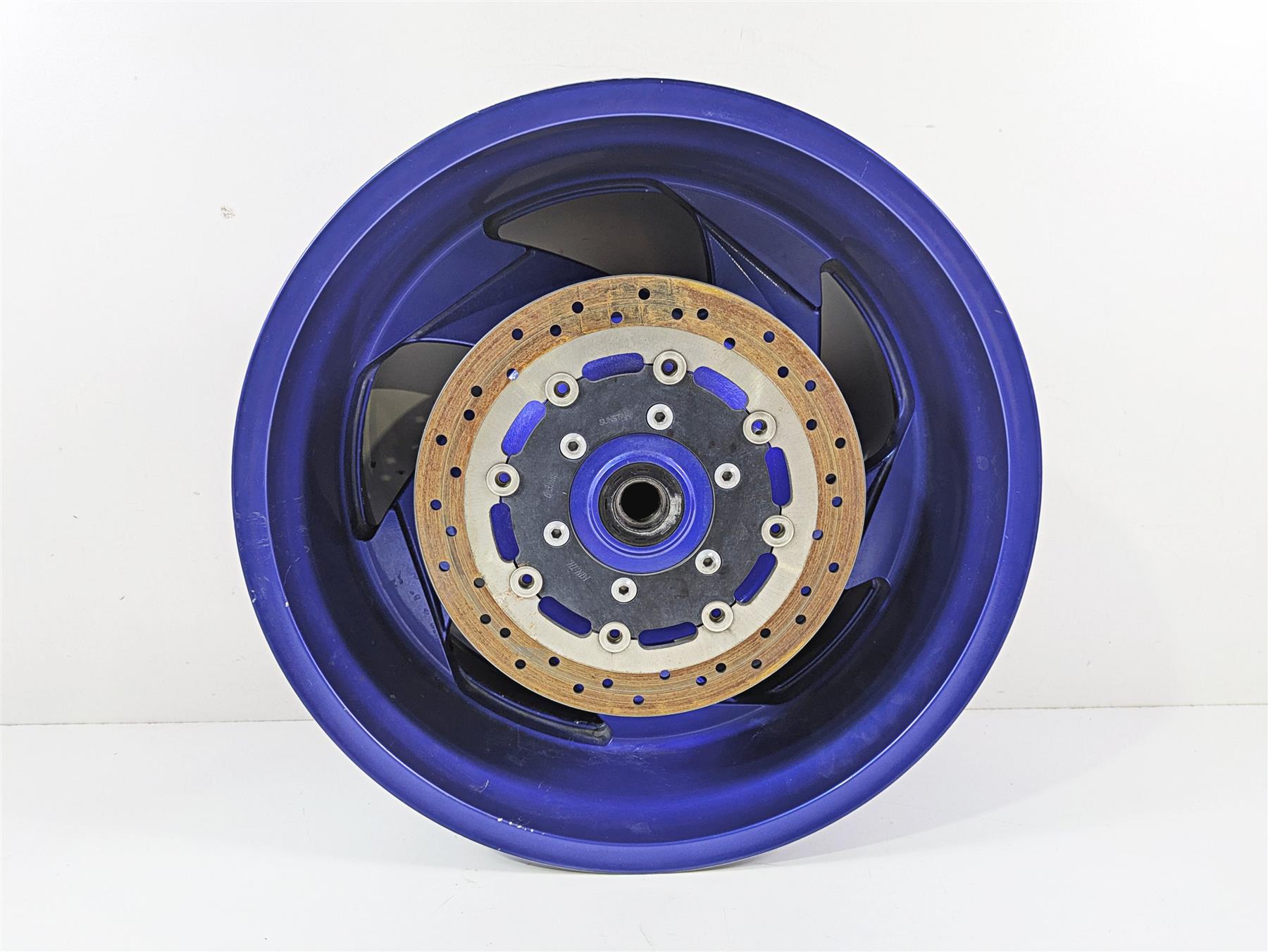 2019 Suzuki M109R VZR1800 Boulevard Rear Wheel Rim 18x8.5 READ 64100-48820 {{ shop.shopifyCountryName }} - Mototech271