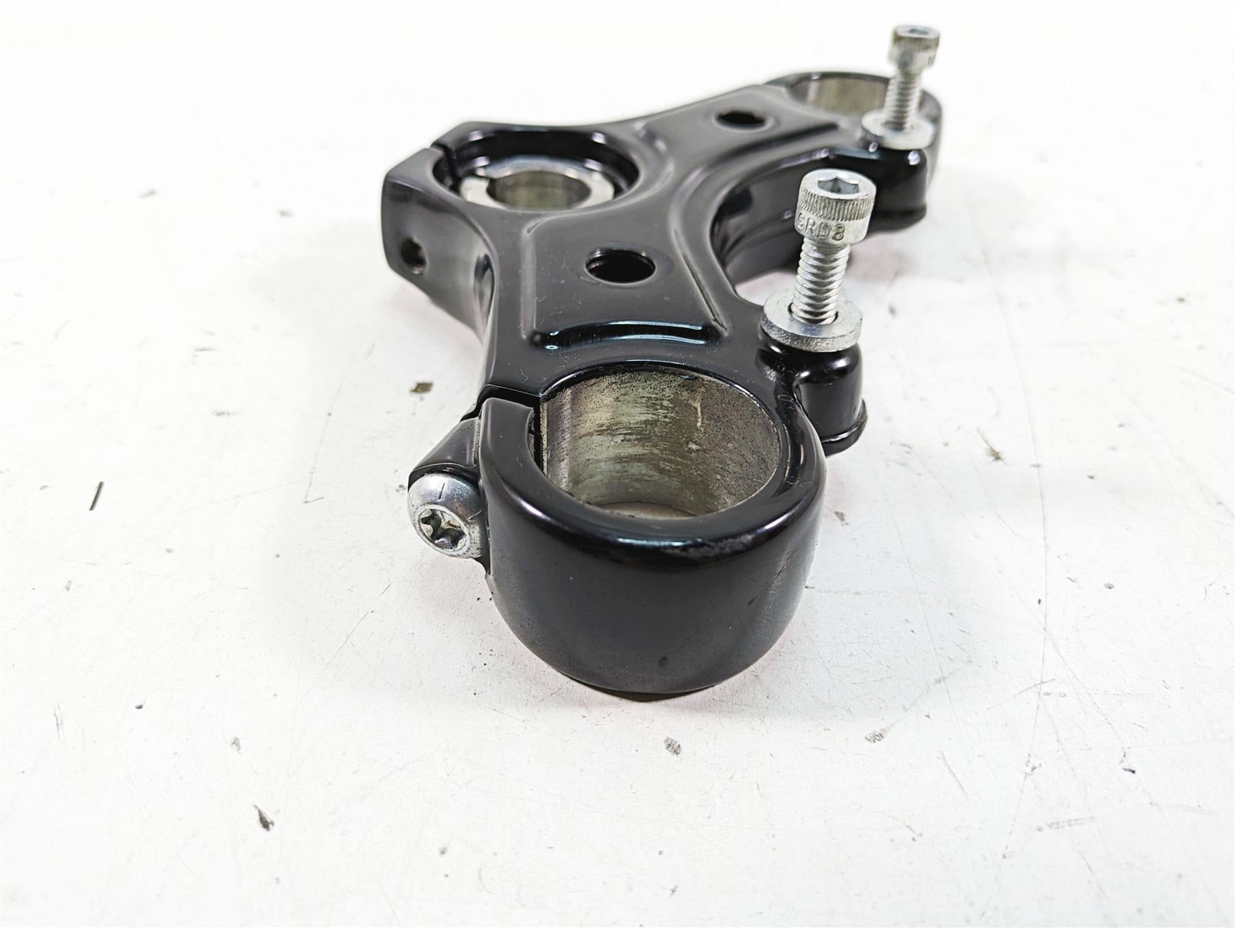 2017 Harley XL883 N Sportster Iron Upper Triple Tree Steering Clamp 46758-07 {{ shop.shopifyCountryName }} - Mototech271