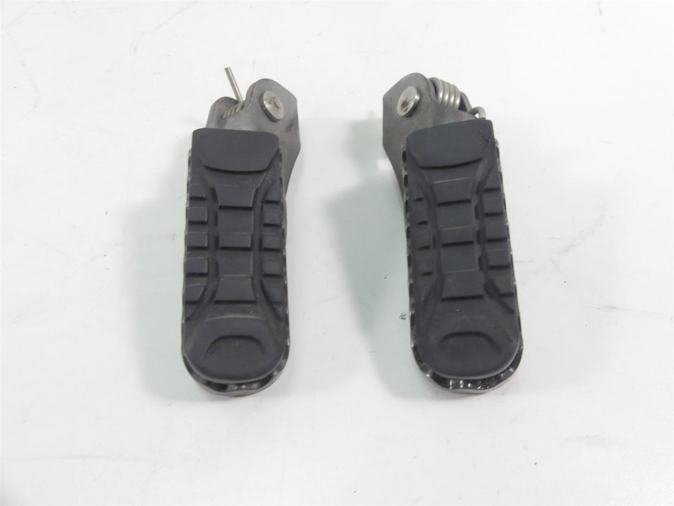 2014 BMW R1200GS K50 Front Driver Rider Footpeg Foot Peg Set 46718526739 {{ shop.shopifyCountryName }} - Mototech271