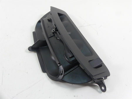 2014 Harley Touring FLHX Street Glide Front Fairing Air Duct Inlet Vent 29200003 {{ shop.shopifyCountryName }} - Mototech271
