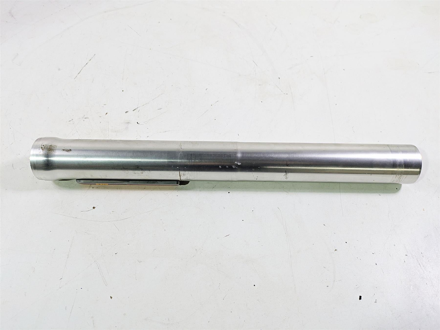 2013 Harley VRSCF Muscle Rod Right Front Fork Outer Tube 48705-09 {{ shop.shopifyCountryName }} - Mototech271