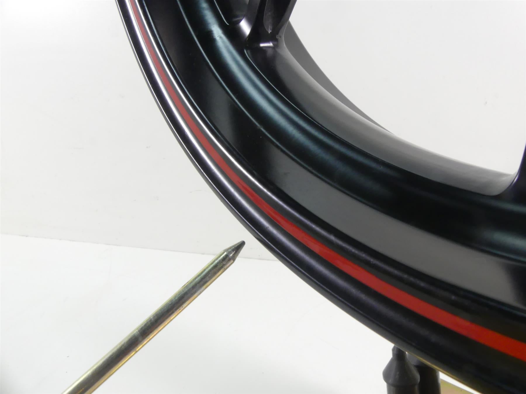 2015 Triumph 1050 Speed Triple R Straight Front Wheel Rim 17x3.5 T2000895 {{ shop.shopifyCountryName }} - Mototech271
