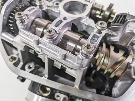 2022 BMW R1250 RT K052 Left Cylinder Head Cylinderhead 11128504123 {{ shop.shopifyCountryName }} - Mototech271
