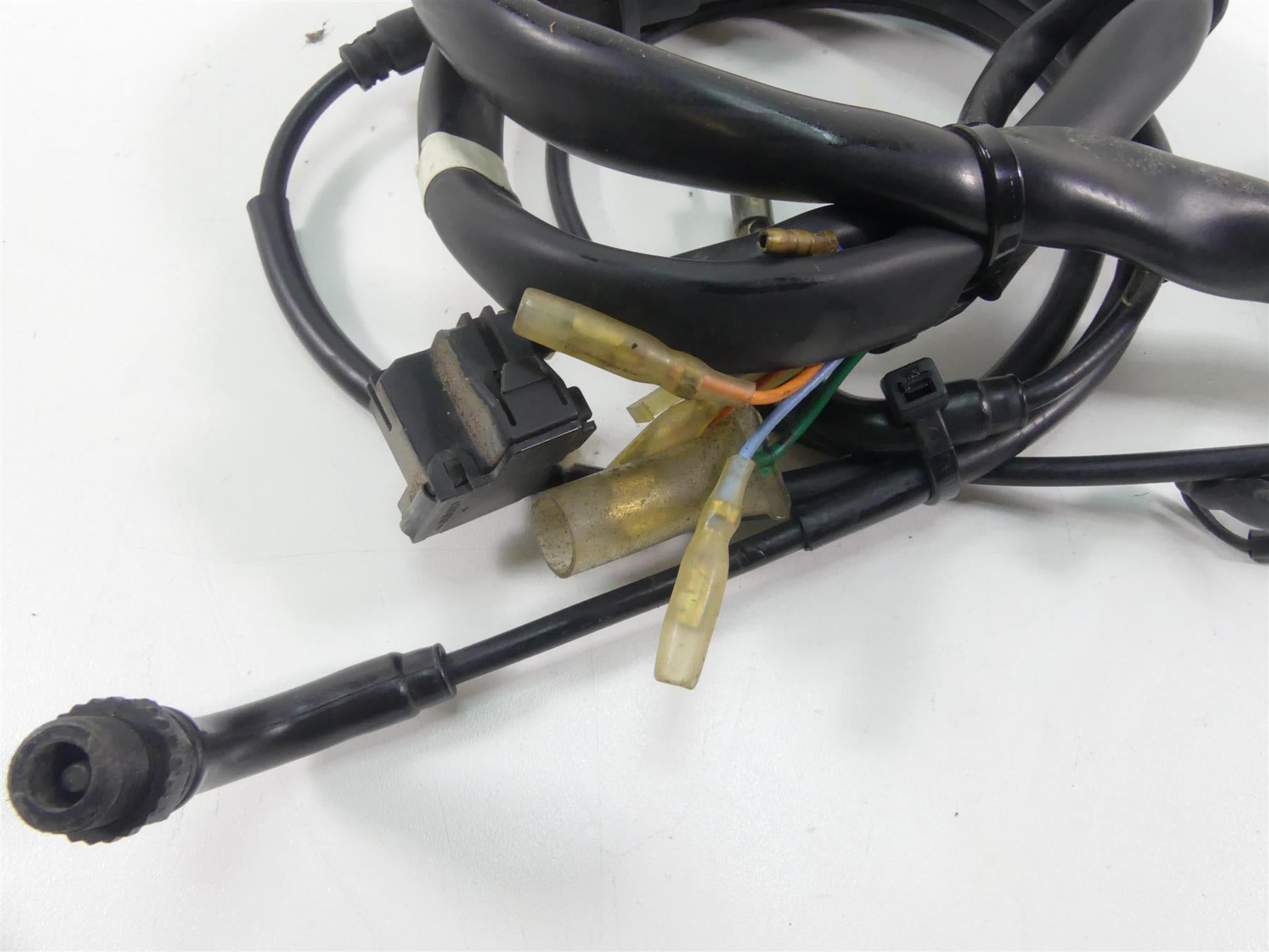 1998 Honda Shadow VT1100T Left Hand Turn Signal Control Switch 35020-MAH-A10 {{ shop.shopifyCountryName }} - Mototech271
