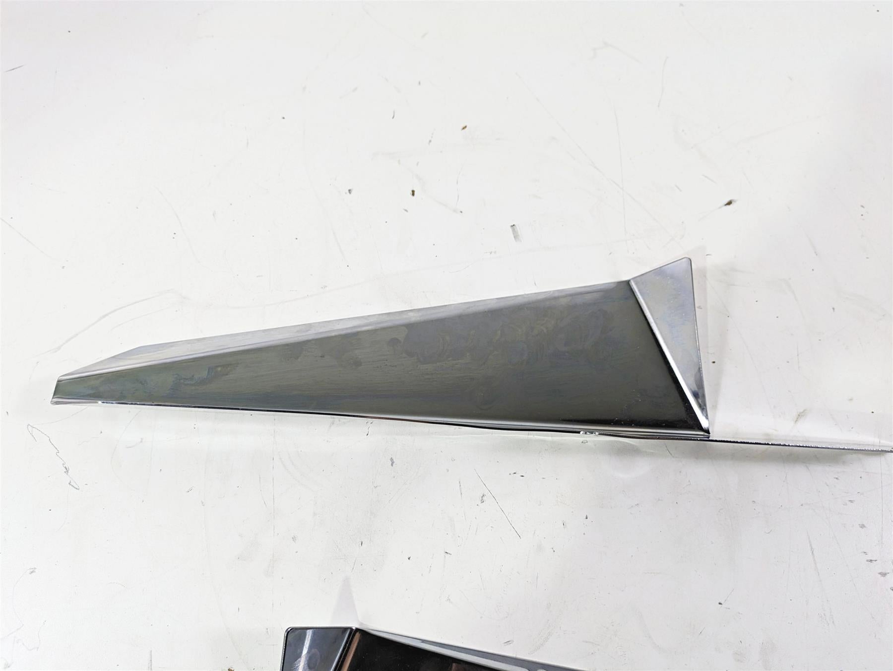 2008 Harley Touring FLHTCU E-Glide 105TH Fork Wind Deflector Chrome Cover 28-111 {{ shop.shopifyCountryName }} - Mototech271