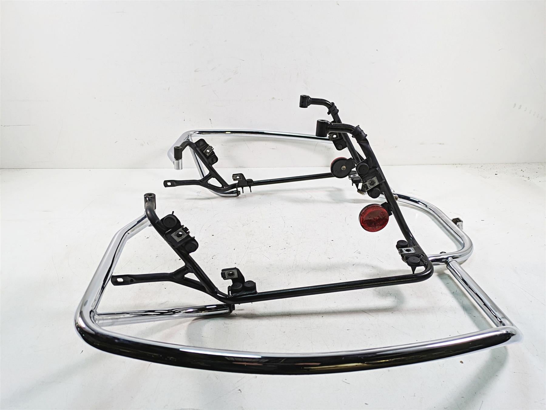 2014 Moto Guzzi California 1400 T Rear Saddlebag Guard Rail Mount Set B063626 {{ shop.shopifyCountryName }} - Mototech271
