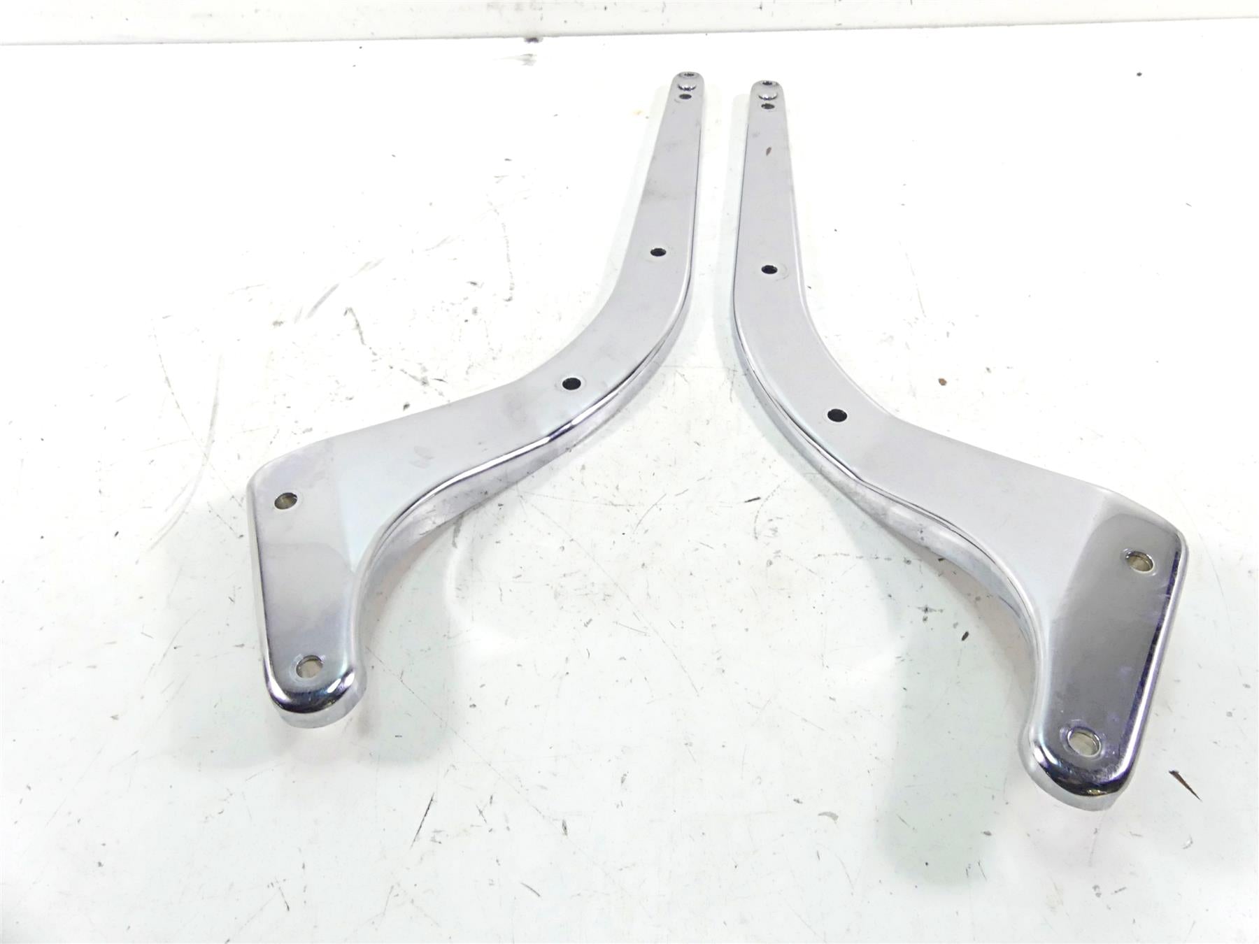 2006 Harley Softail FXSTSI Springer Rear Frame Fender Chrome Braces 60146-06A {{ shop.shopifyCountryName }} - Mototech271