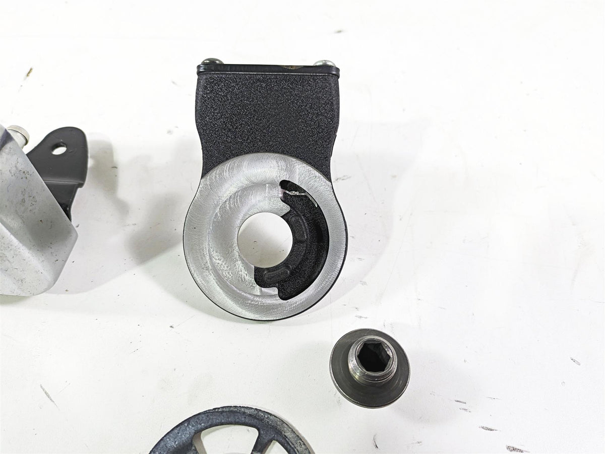 2008 Harley Touring FLHTCU E-Glide 105TH Oil Cooler Chrome Cover & Flange Set {{ shop.shopifyCountryName }} - Mototech271