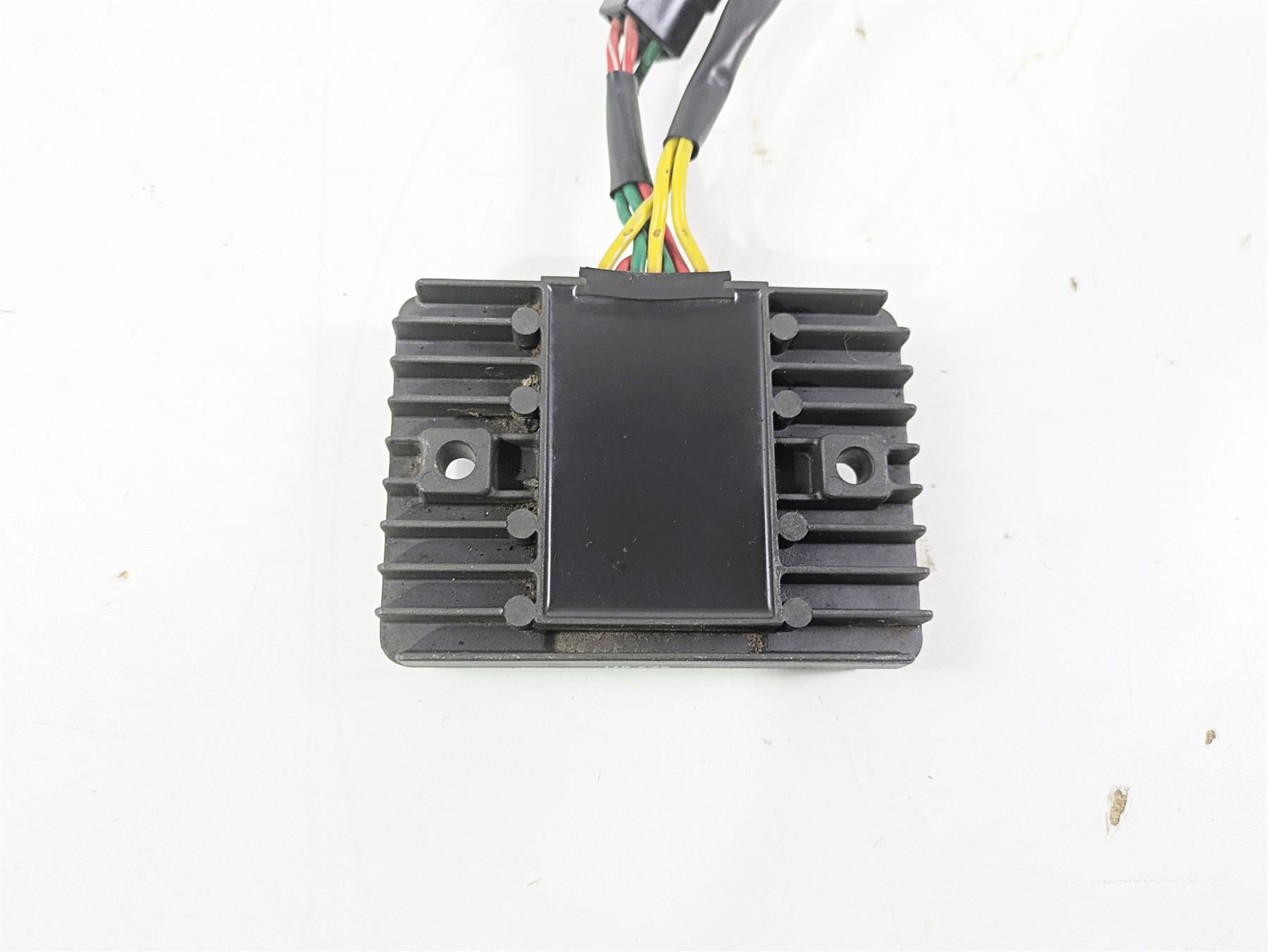 2012 Ducati Streetfighter 848 Rectifier Voltage Regulator 54040191A SH579EA {{ shop.shopifyCountryName }} - Mototech271
