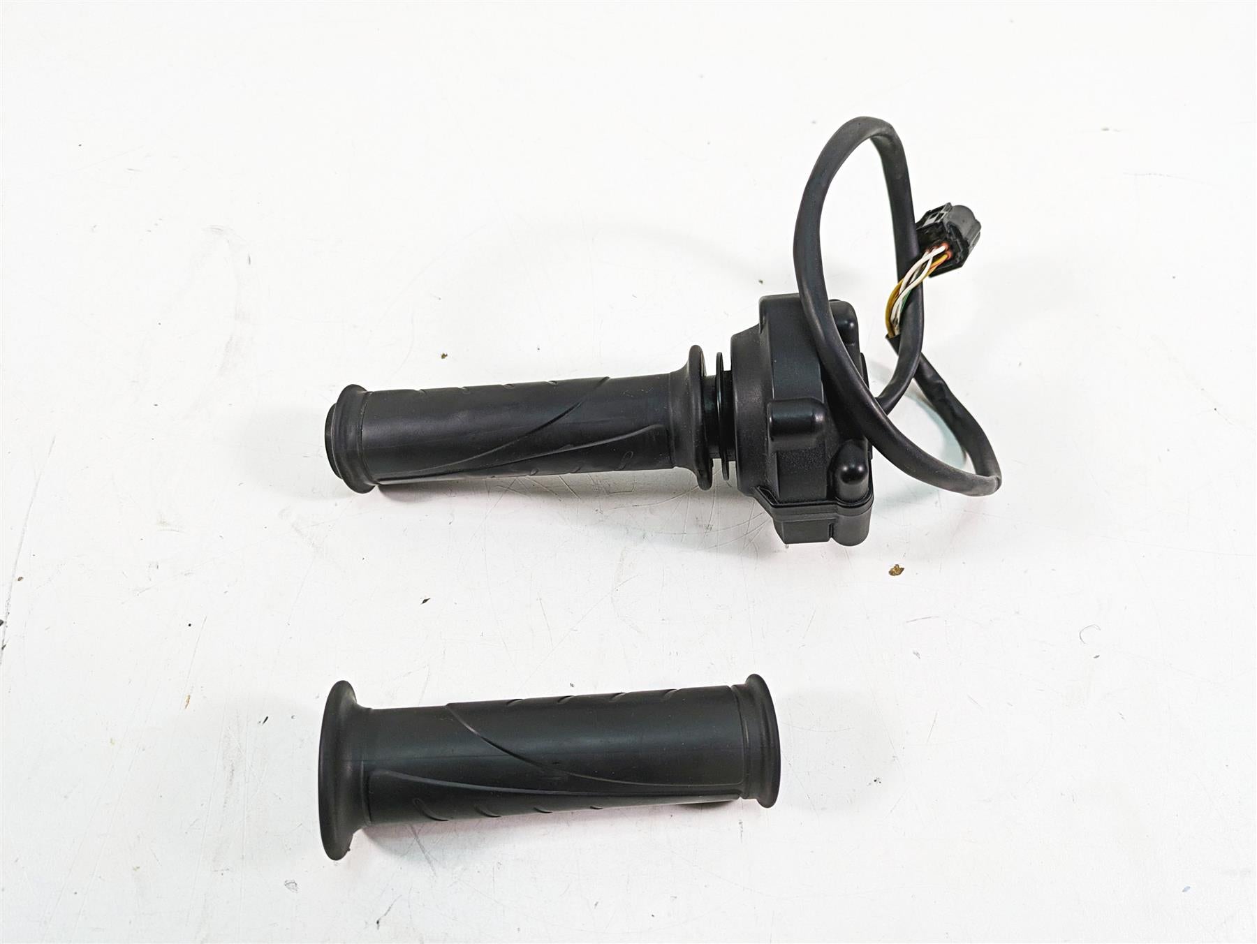 2016 Ducati Panigale 1299 S Ride Fly By Wire Throttle Sensor & Grip 66020011B {{ shop.shopifyCountryName }} - Mototech271