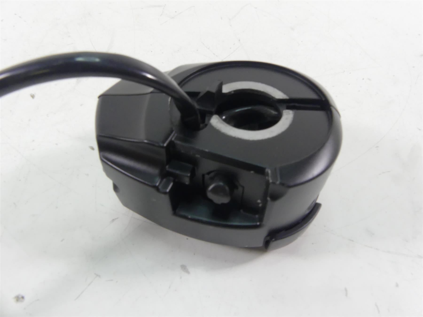 2014 Harley Touring FLHTK Electra Glide Left Hand Control Switch 71500128 {{ shop.shopifyCountryName }} - Mototech271