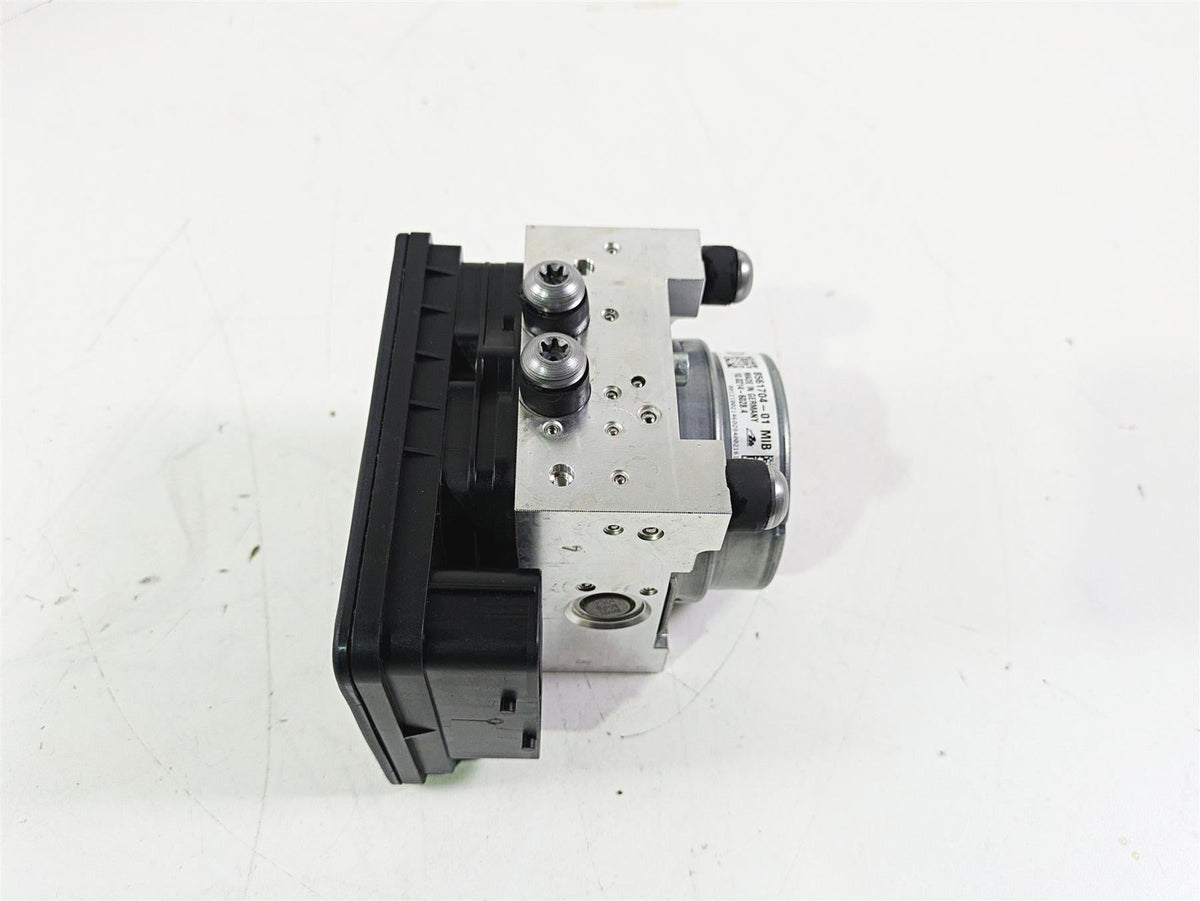 2016 BMW R1200RS K54 Abs Brake Module Unit Pump 34519444398 {{ shop.shopifyCountryName }} - Mototech271