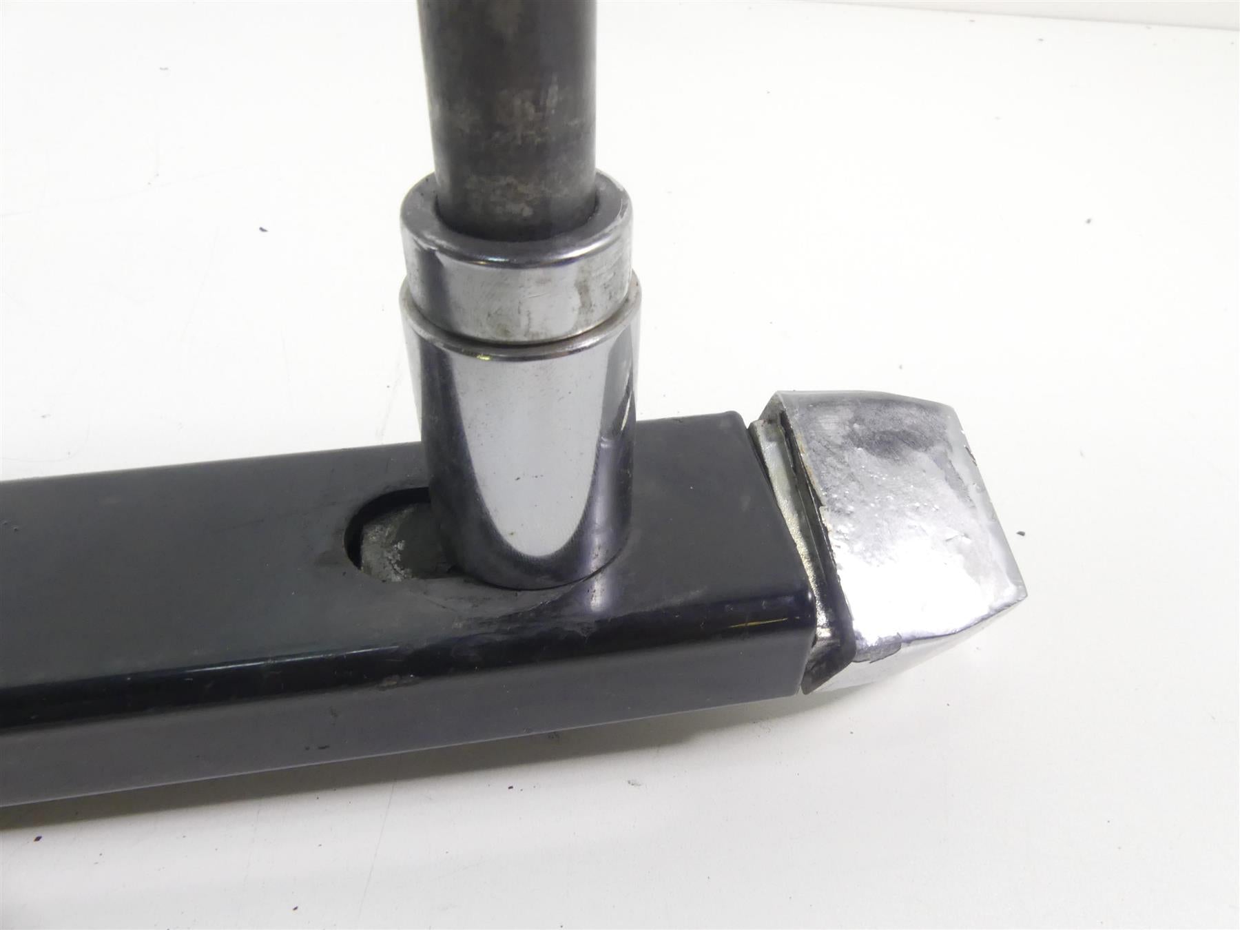 2004 Harley FXDWGI Dyna Wide Glide Rear Swingarm Swing Arm + 3/4" Axle 47820-00A {{ shop.shopifyCountryName }} - Mototech271